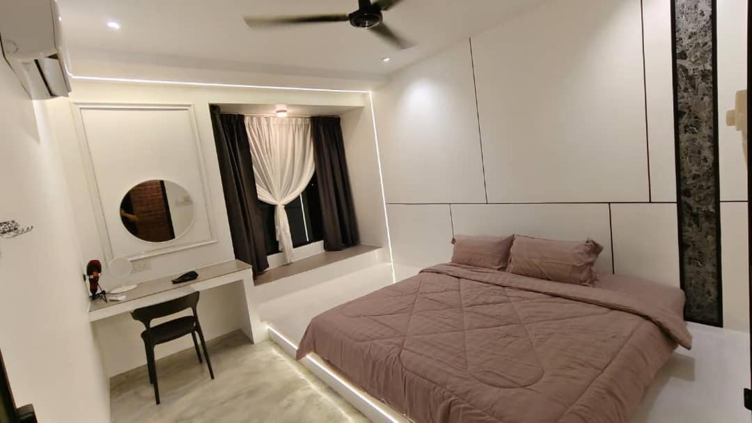 Superior King Room photo 2