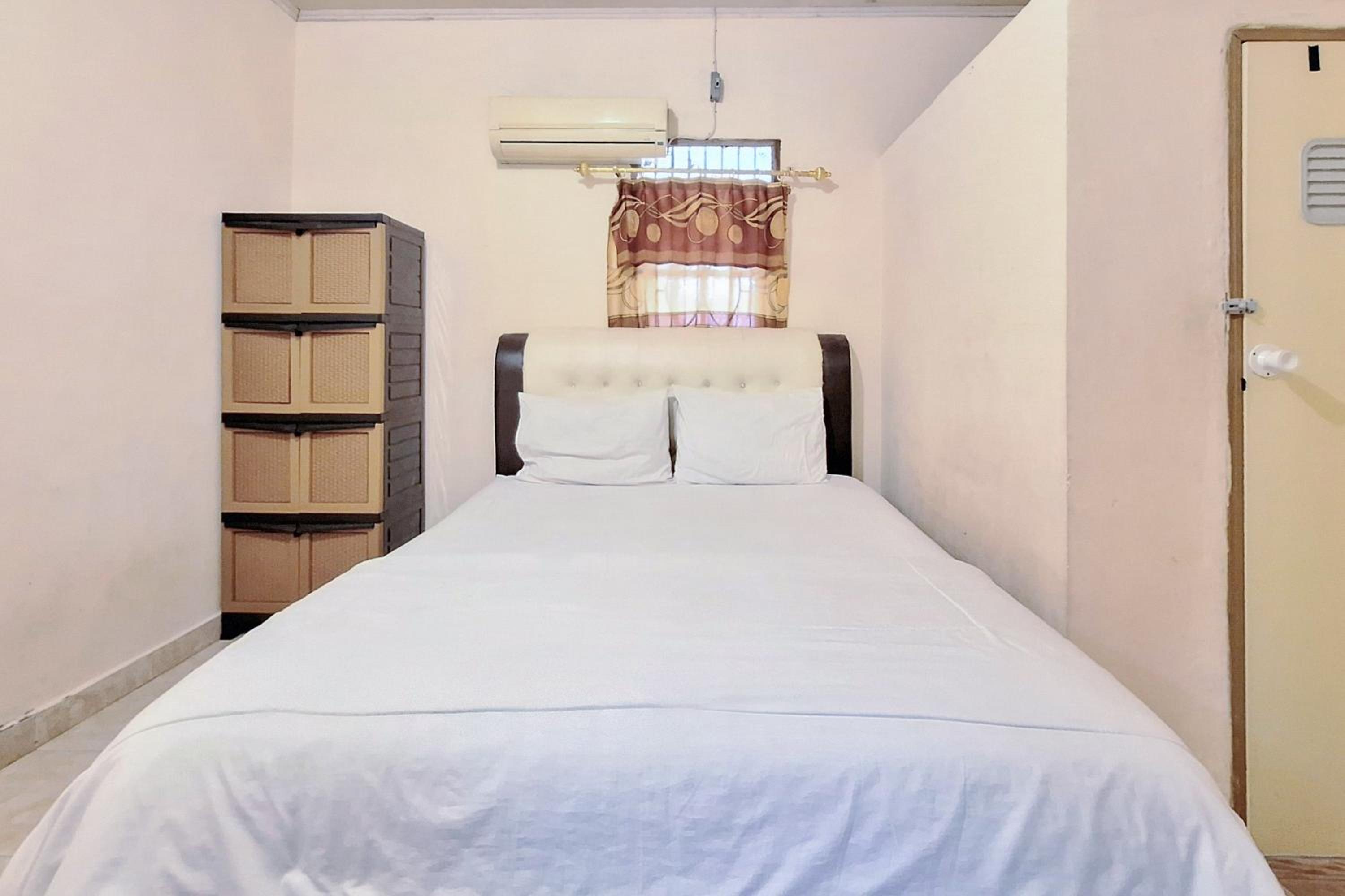 Standard Double Room - Photo 5