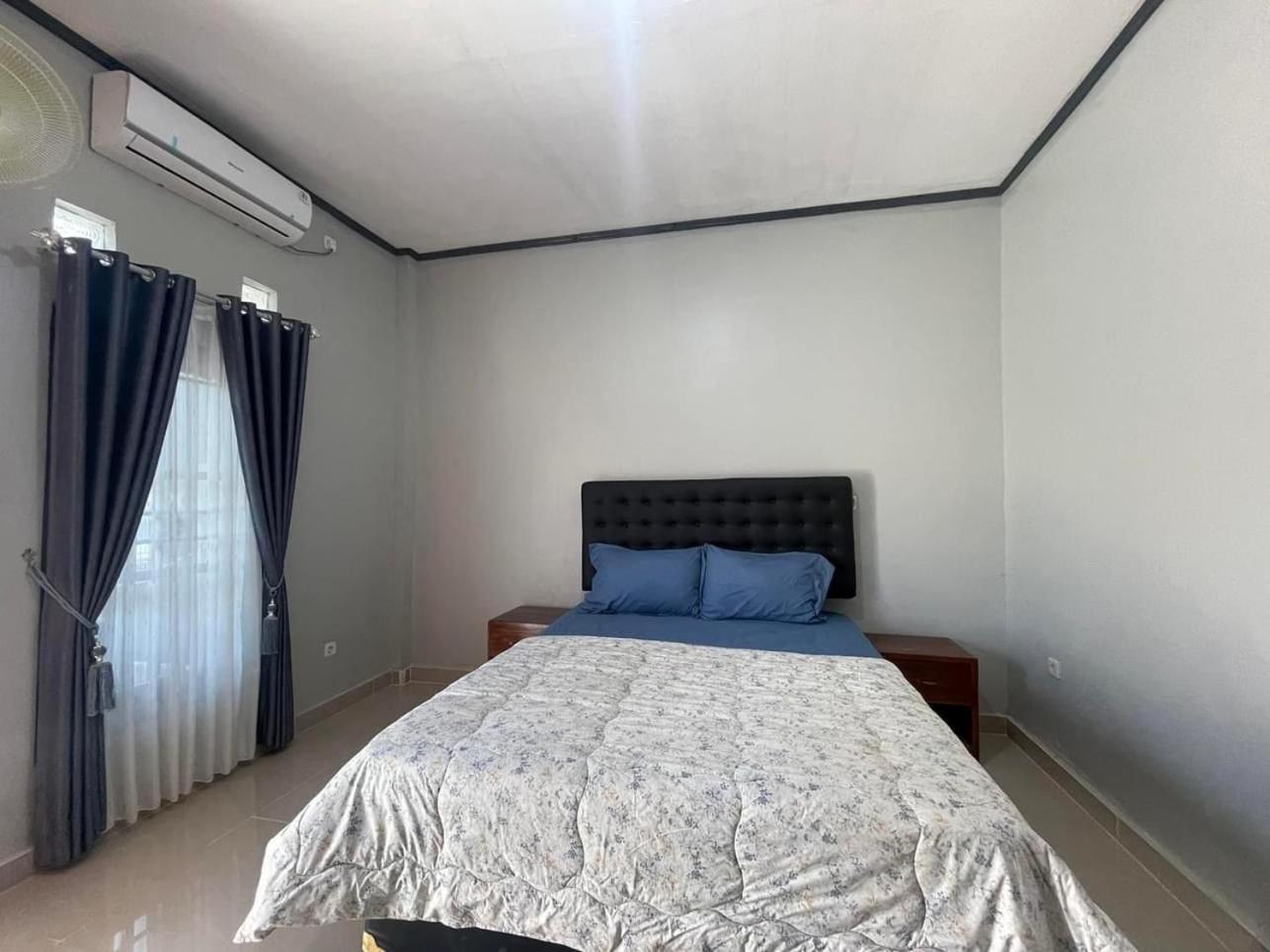 Double Room with Private Bathroom photo 3