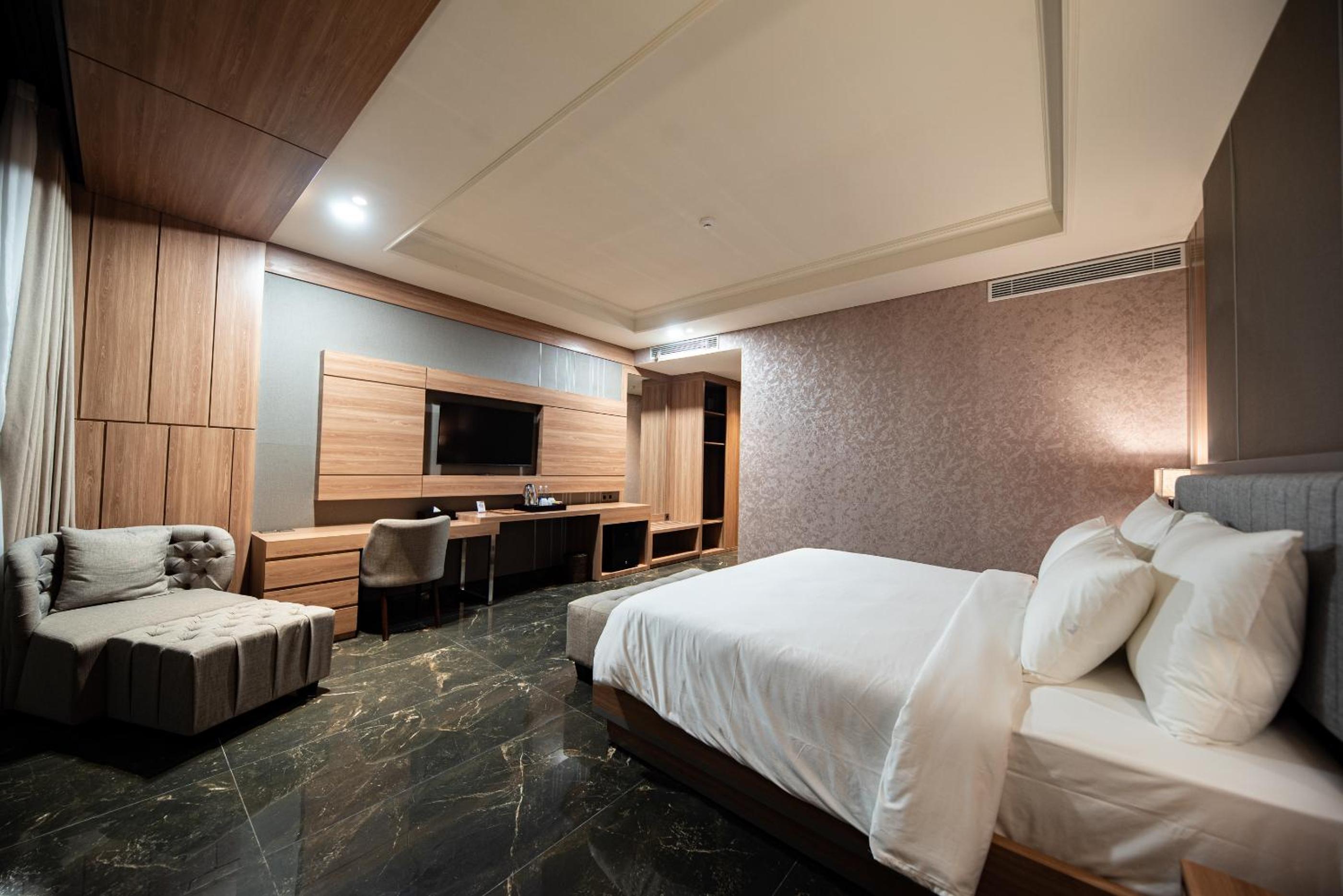 Presidential Suite photo 2