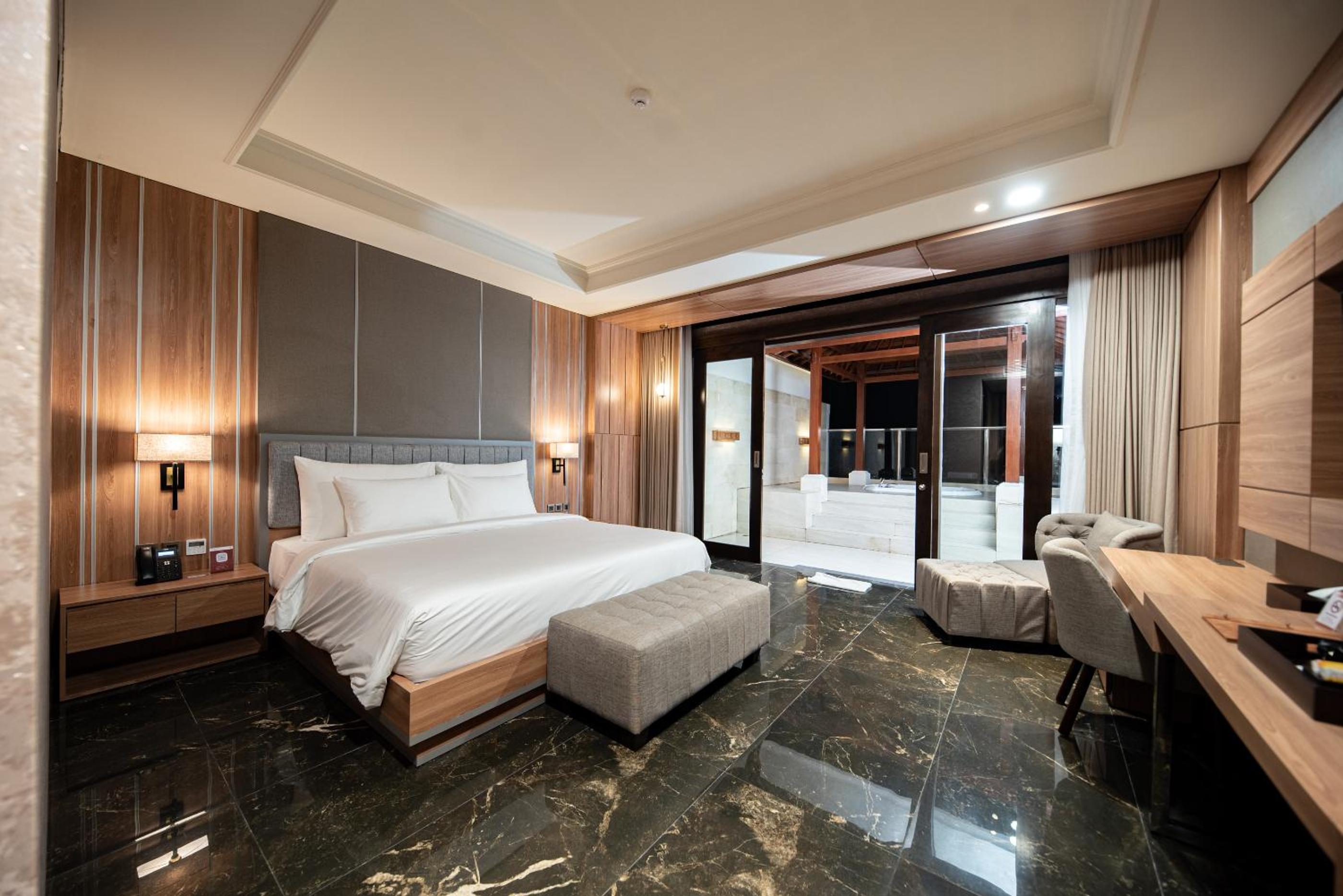 Presidential Suite