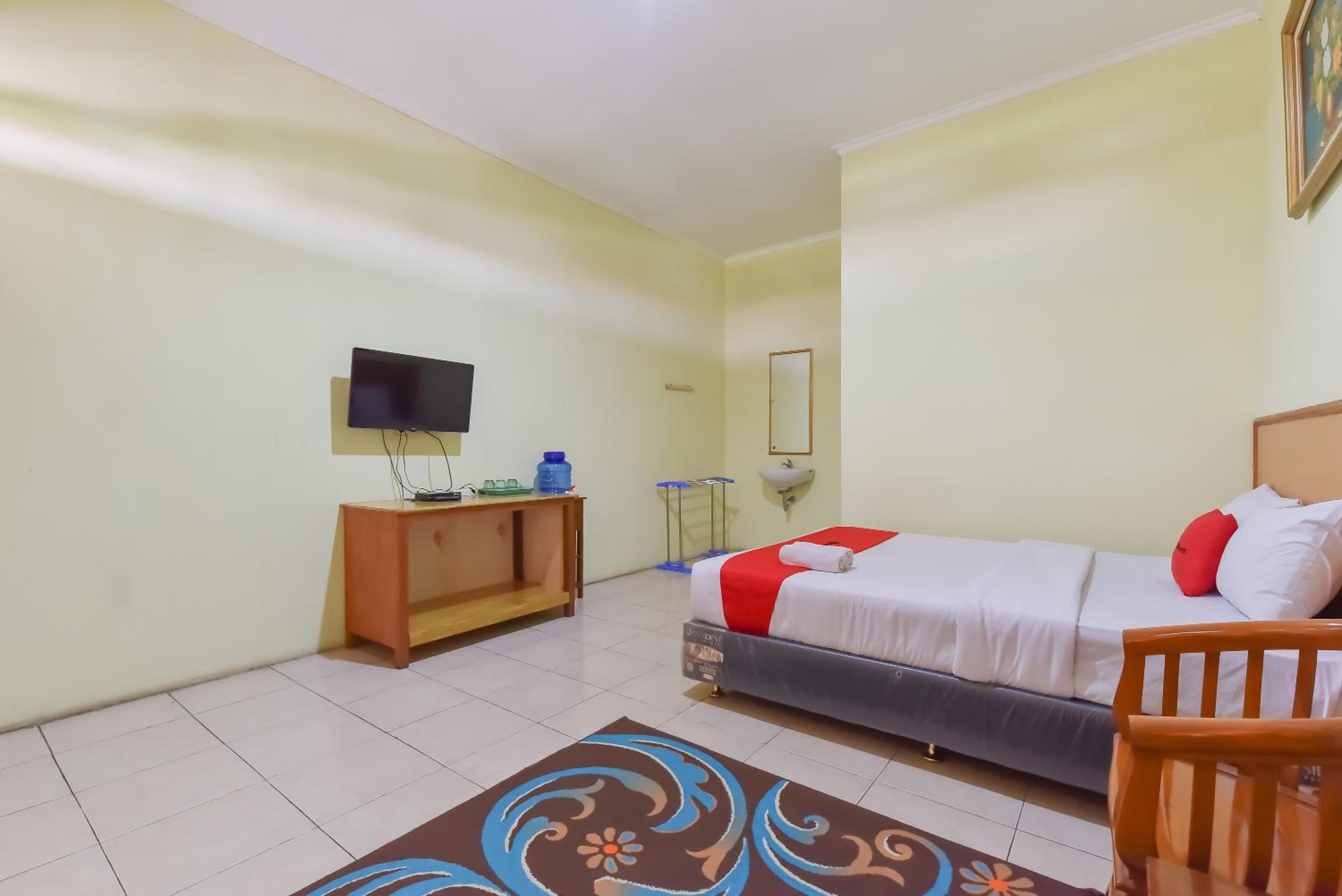 Deluxe Double Room - Photo 10