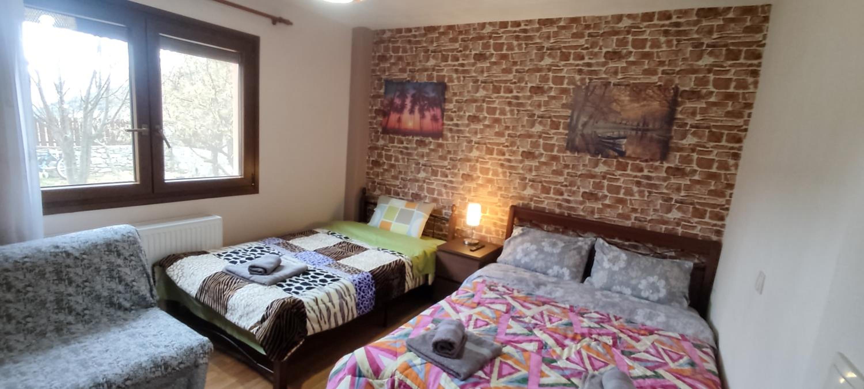 One-Bedroom Apartment - Photo 8