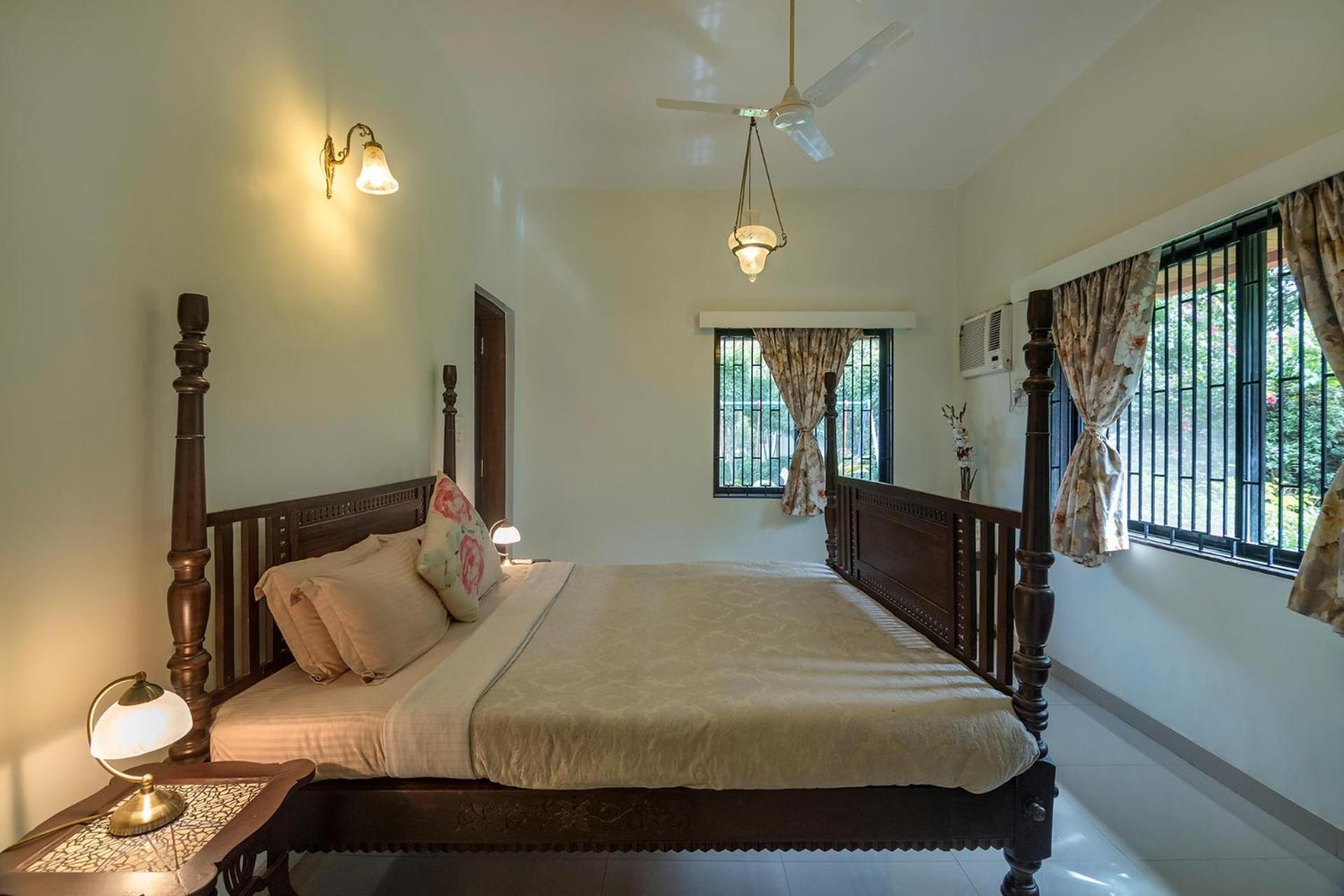 Villa photo 2