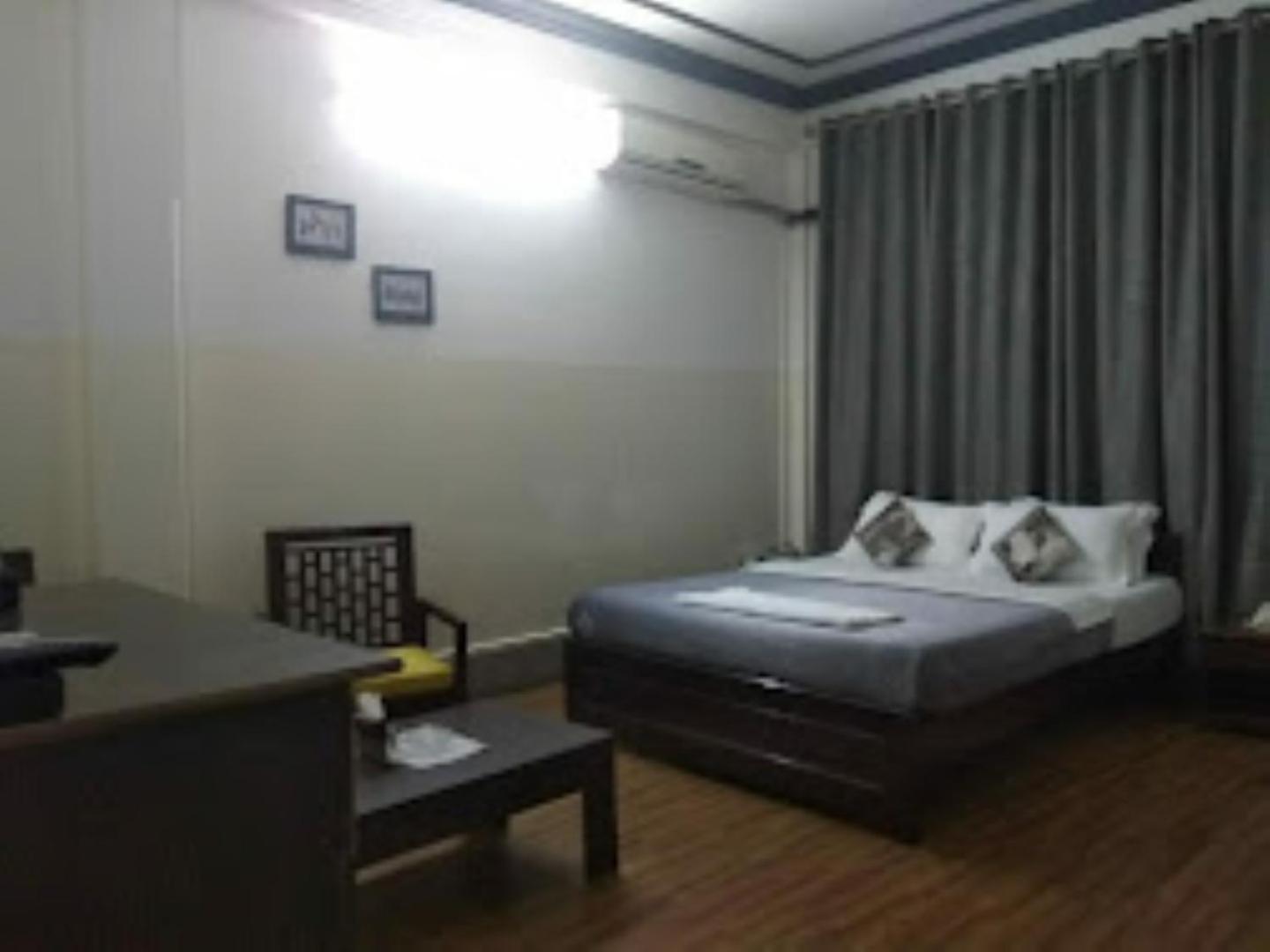 Deluxe Double Room photo 2