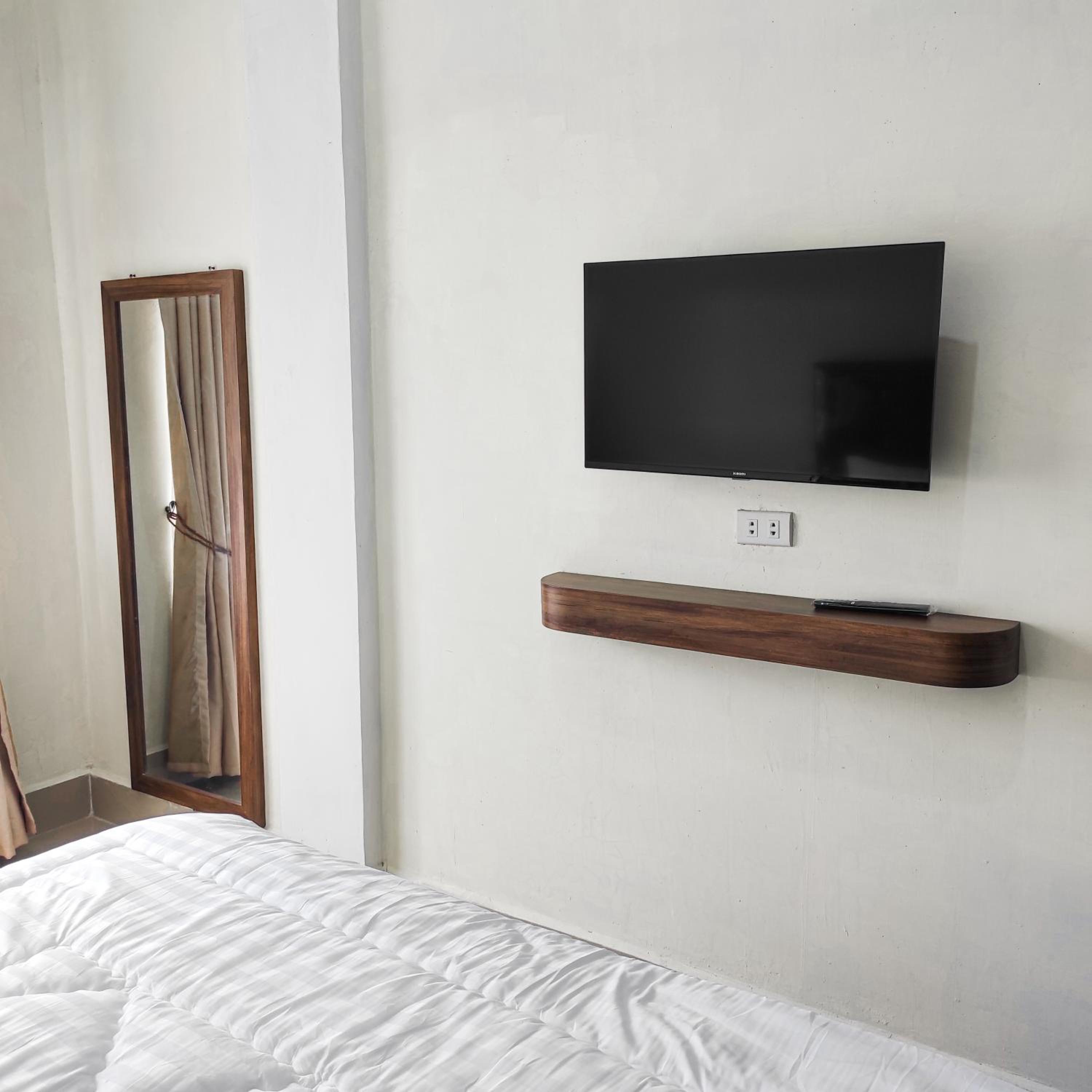 Double Room with Private Bathroom photo 2