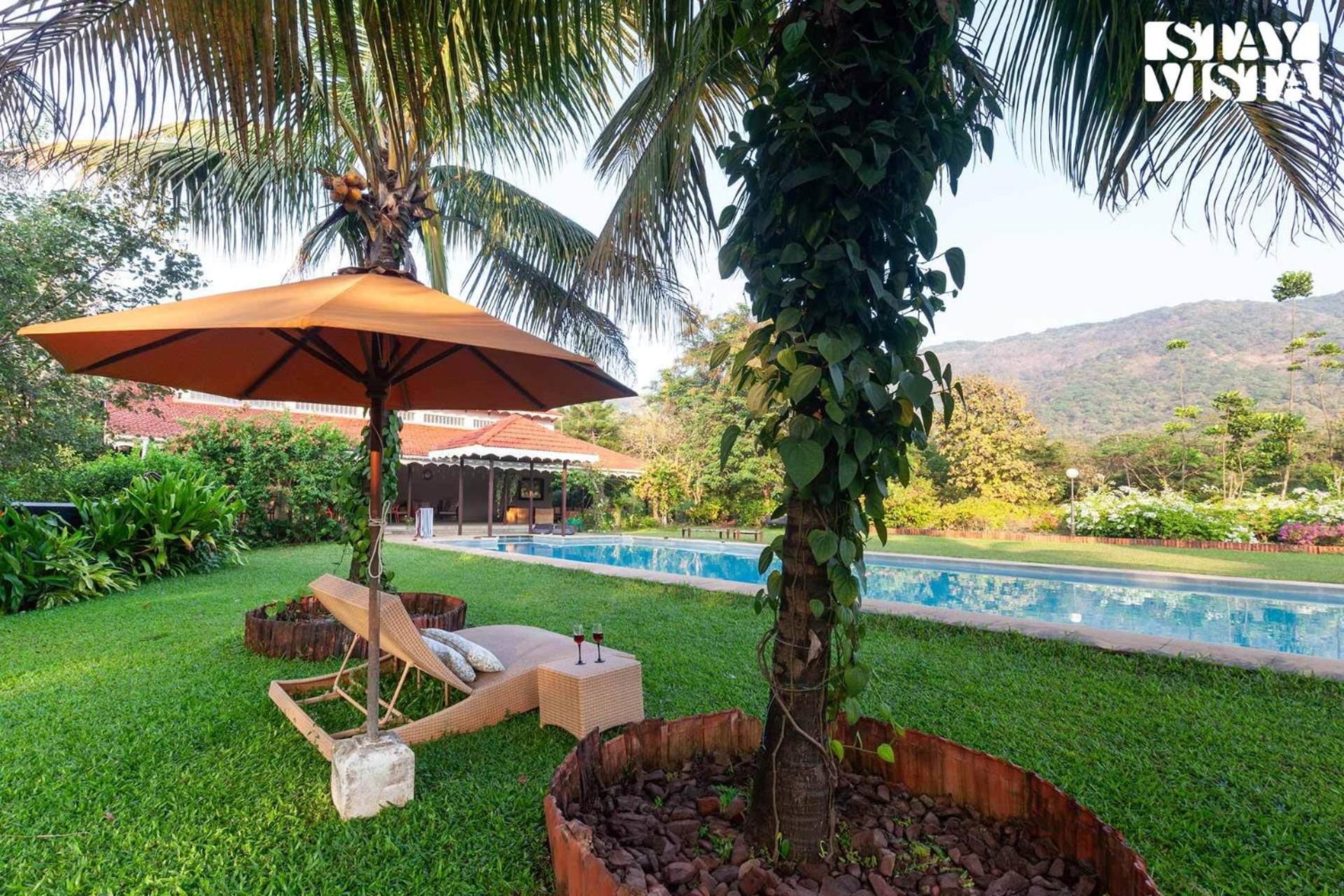 Villa photo 2