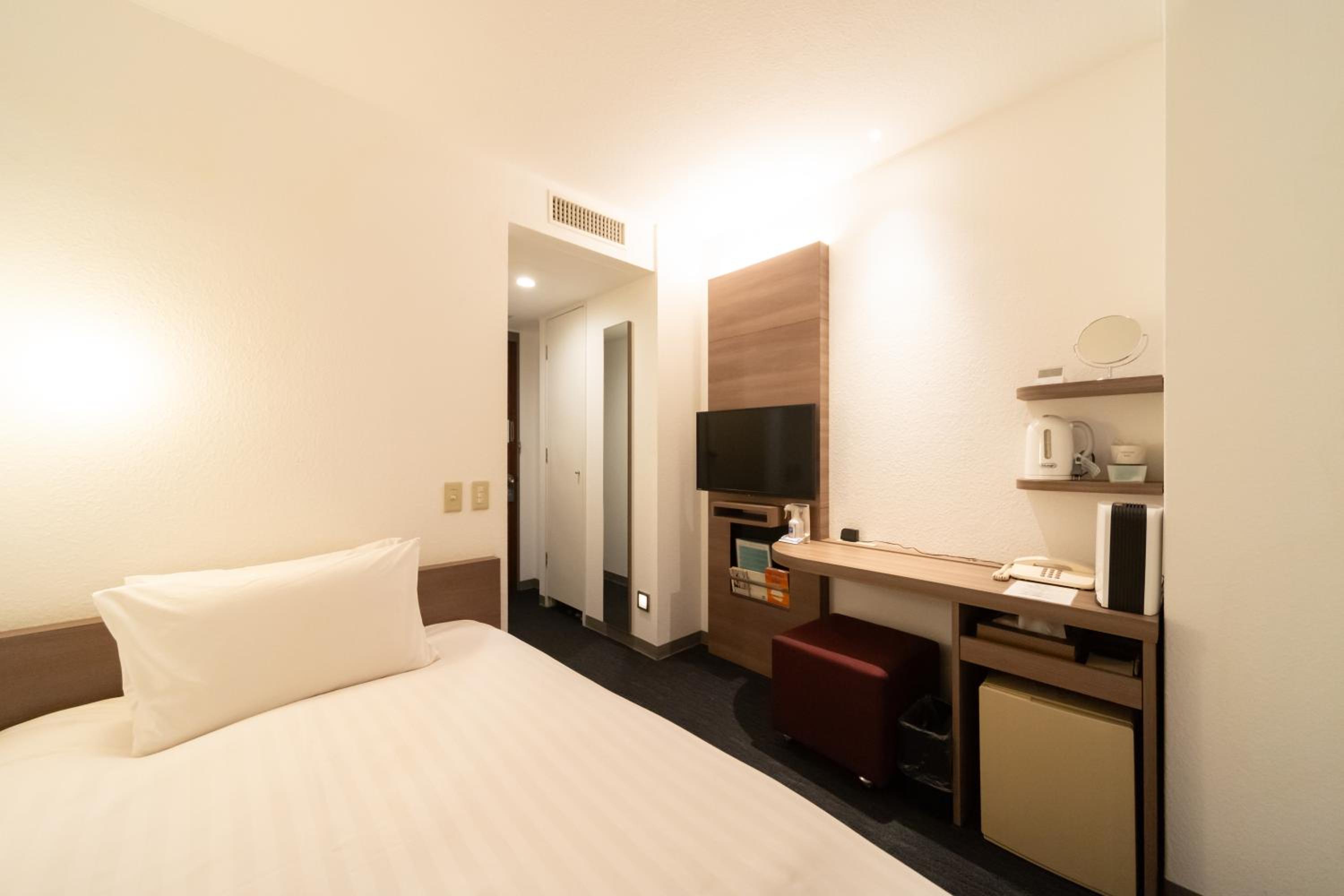 Single Room - Non-Smoking photo 1
