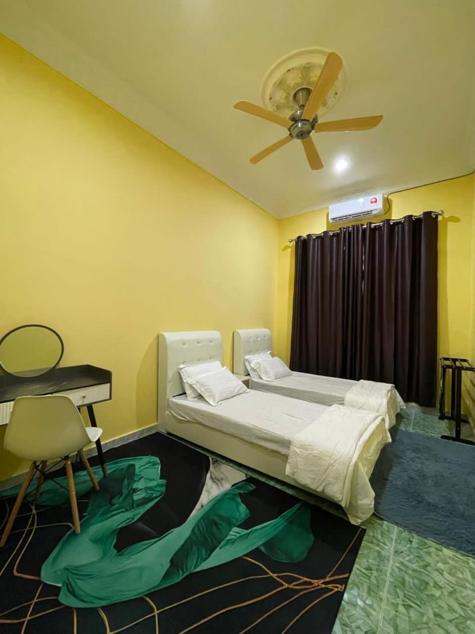 Deluxe Family Room photo 2