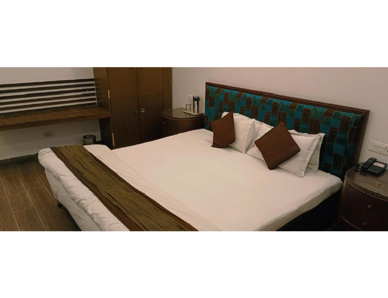 Deluxe Room - Photo 4