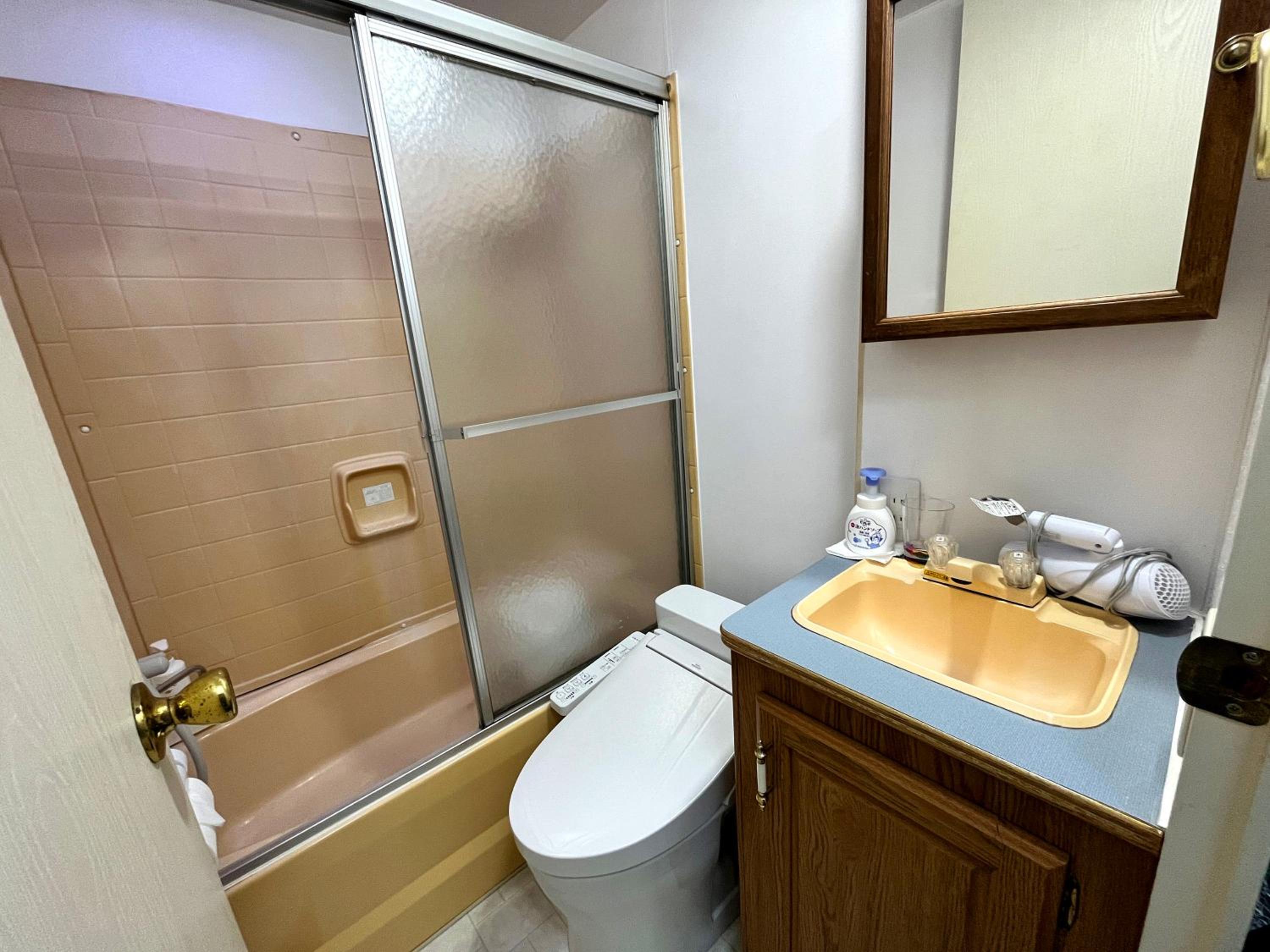 Mobile Home photo 2