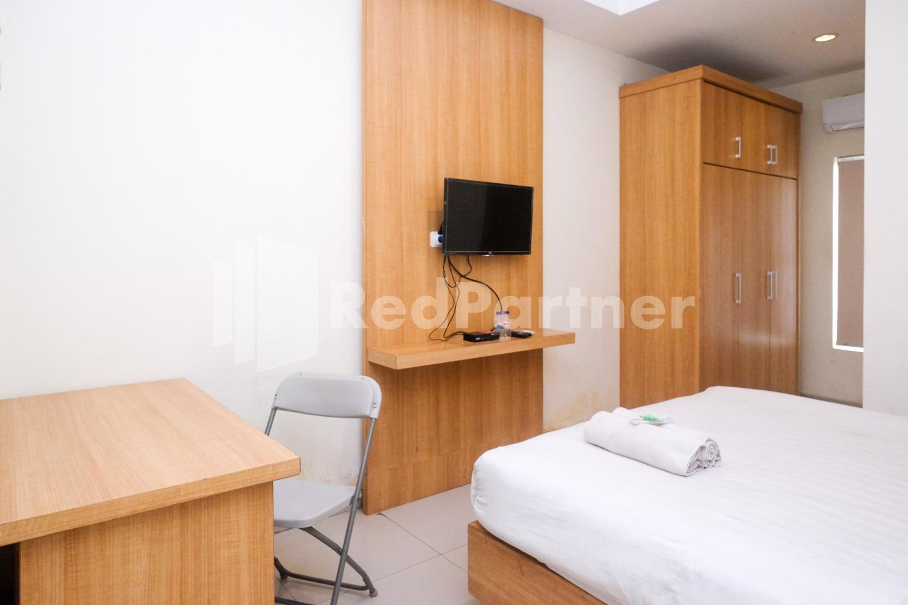 Deluxe Double Room - Photo 9