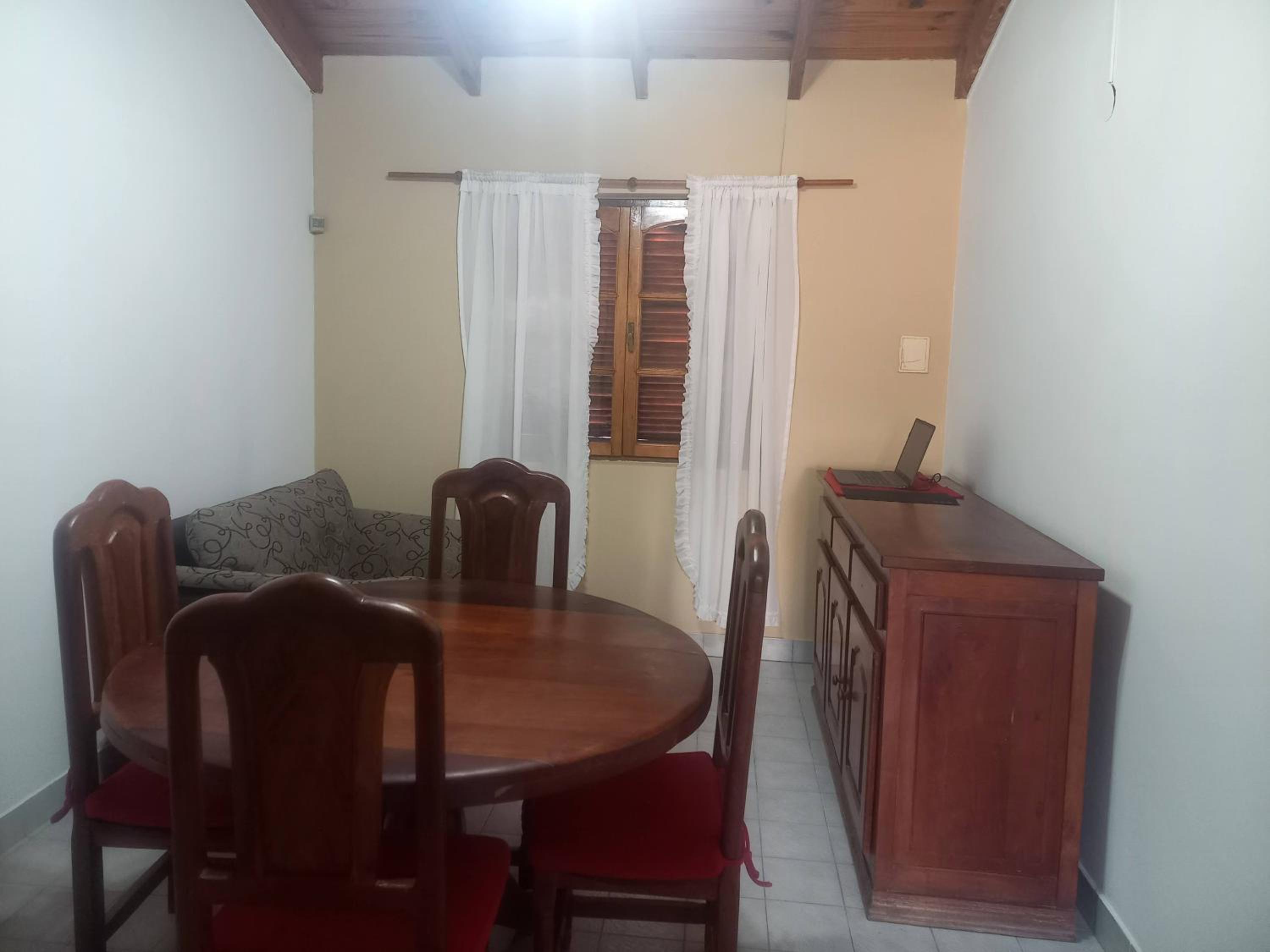 One-Bedroom House photo 2