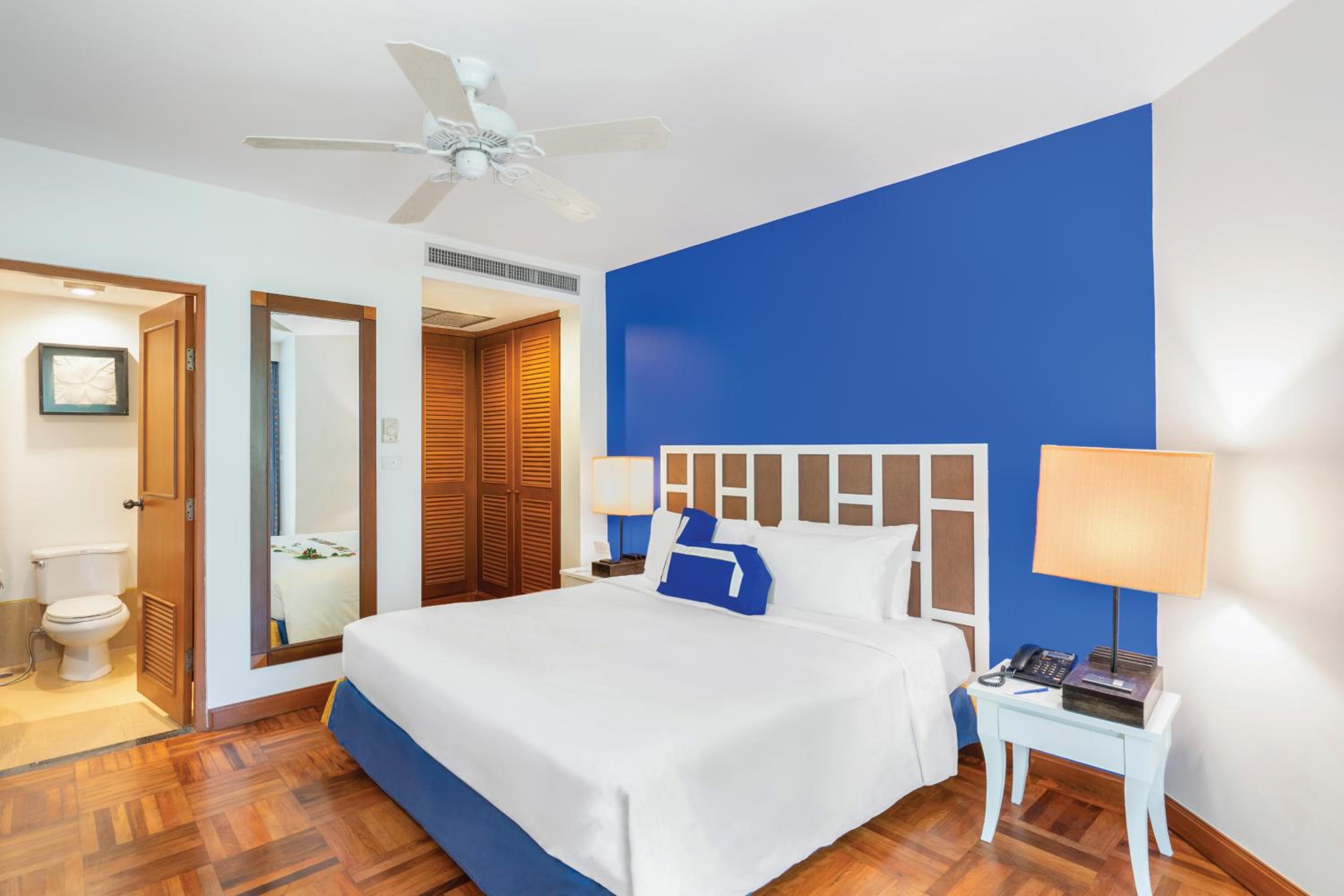 Premier Golf View Junior Suite (Size 65 sqm.) - Photo 2