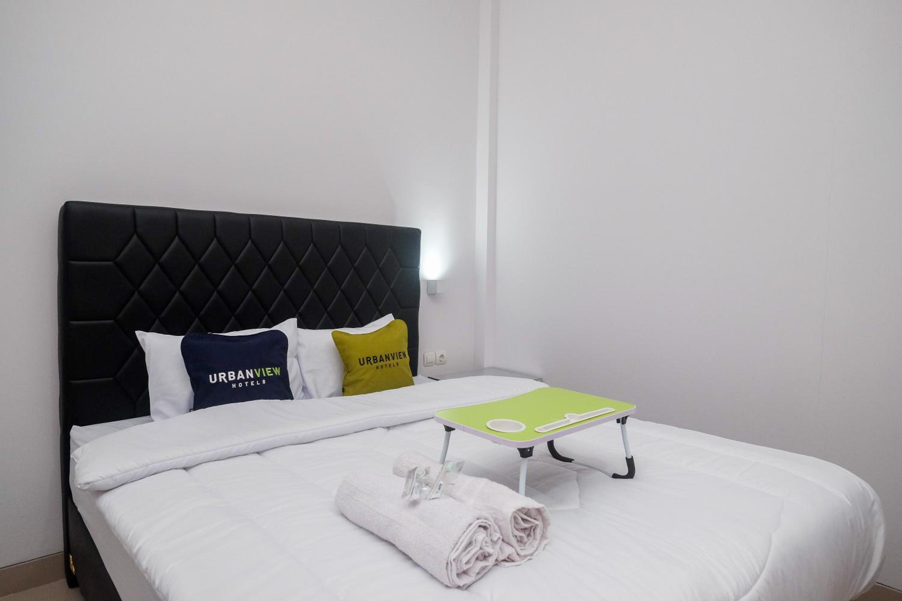 Deluxe Room - Photo 15