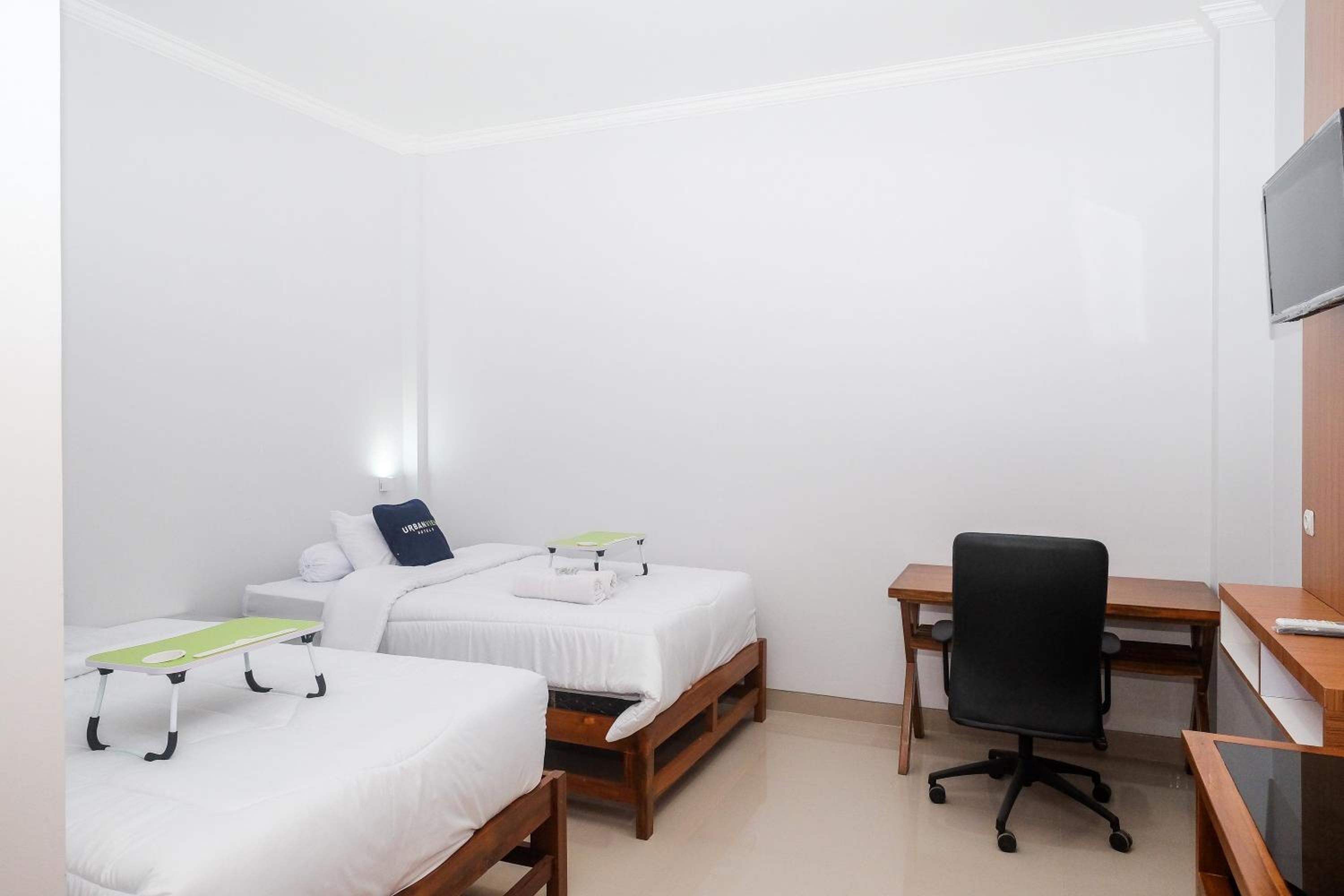 Deluxe Twin Room - Photo 22