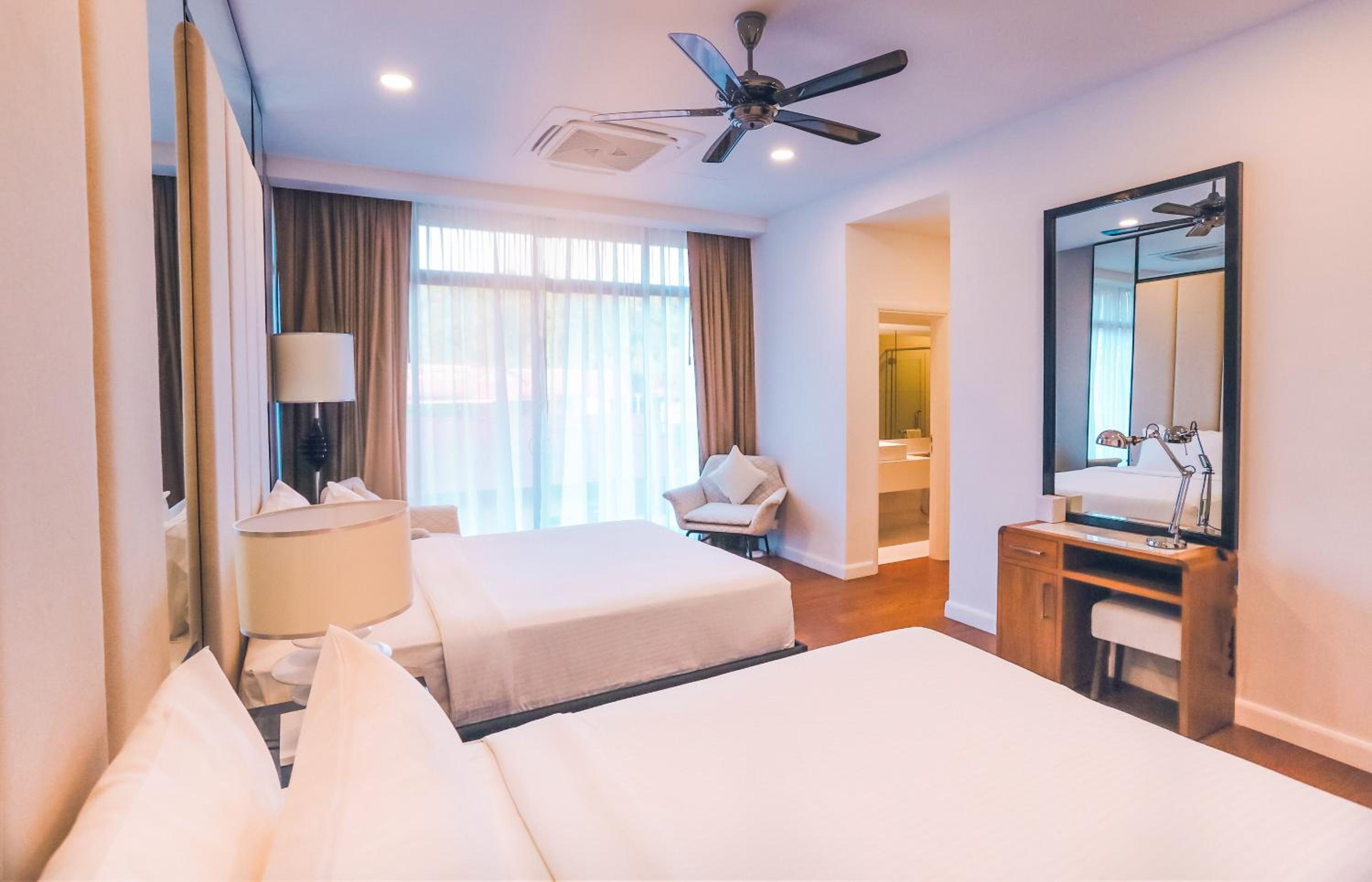 Premium Villa - Photo 4
