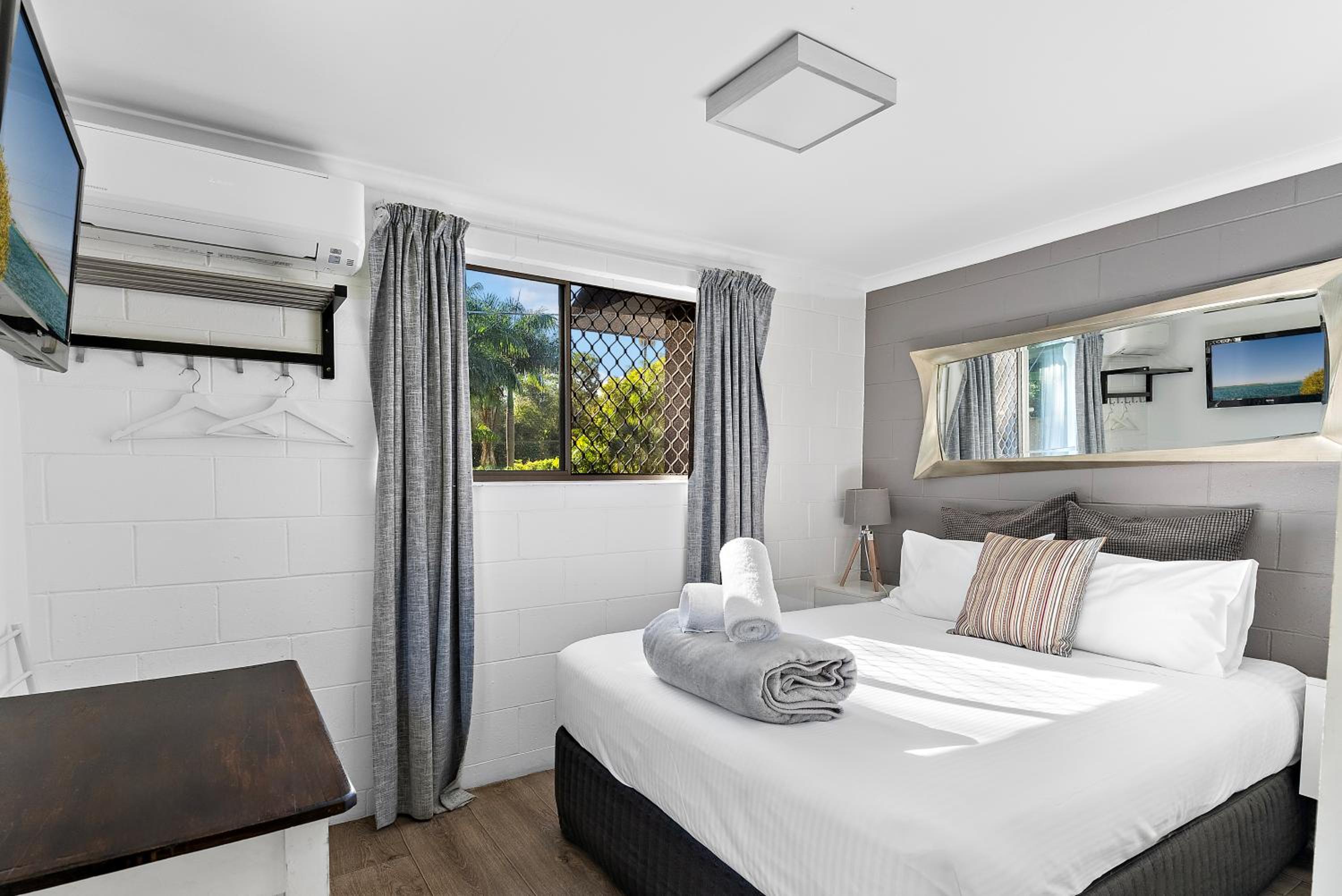 Budget Double Room photo 1
