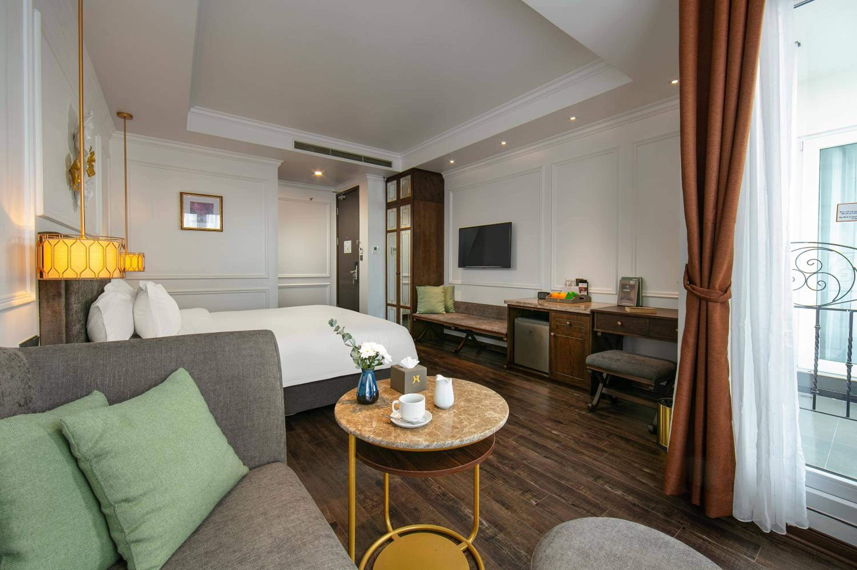 Deluxe Double or Twin Room with Balcony