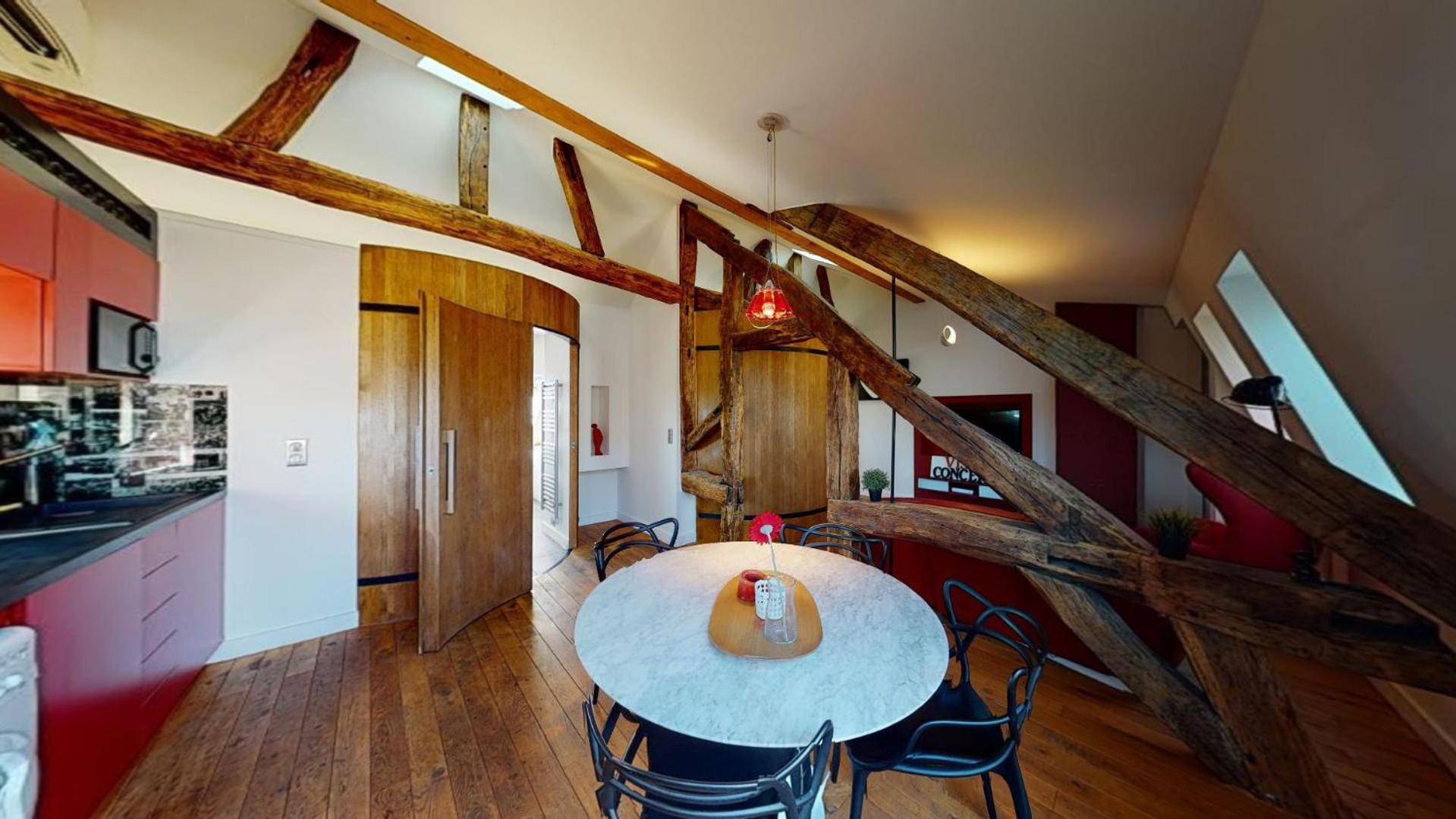Apartment with Terrace - Chambertin
