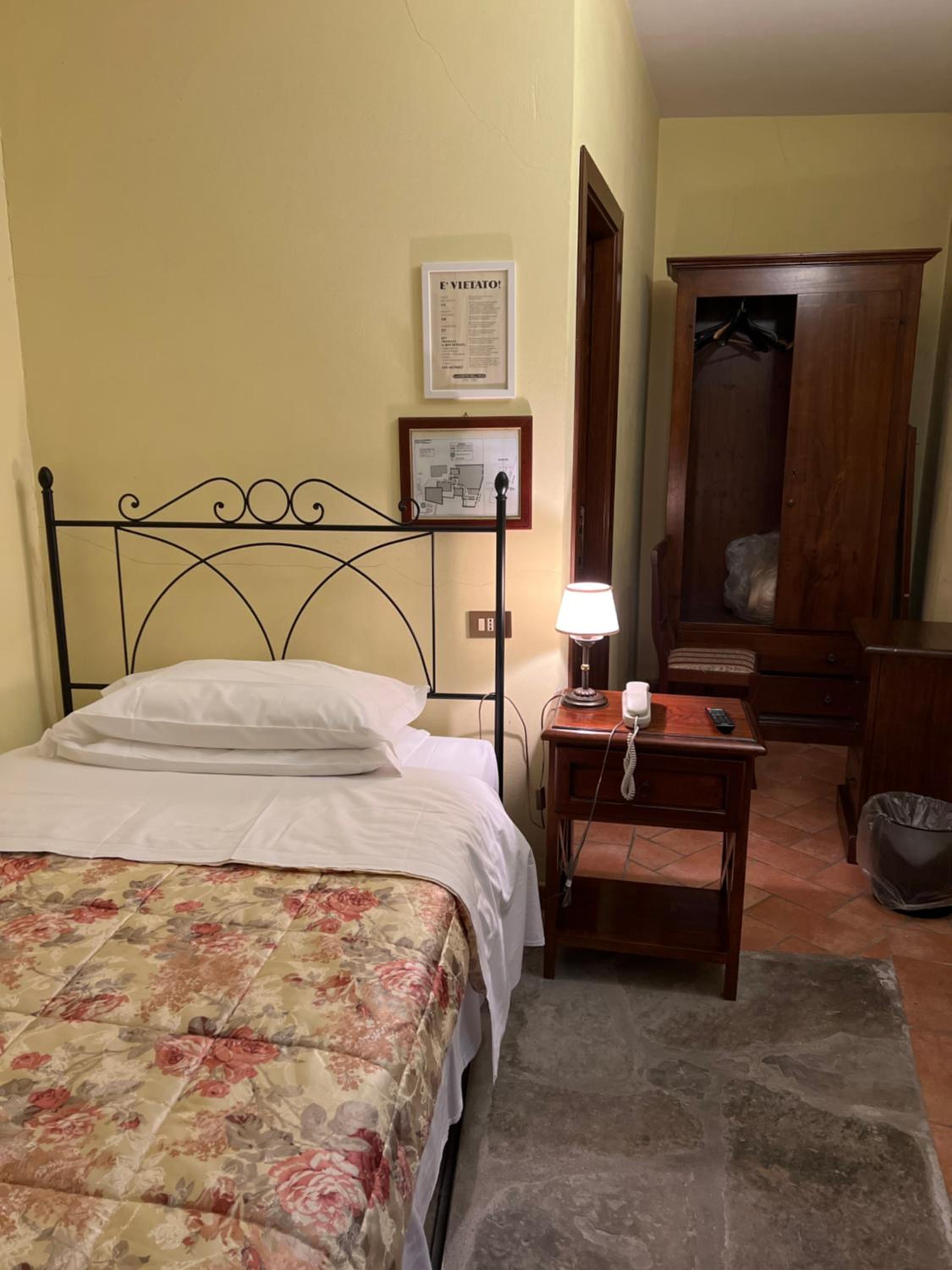 Small Double Room - Photo 4