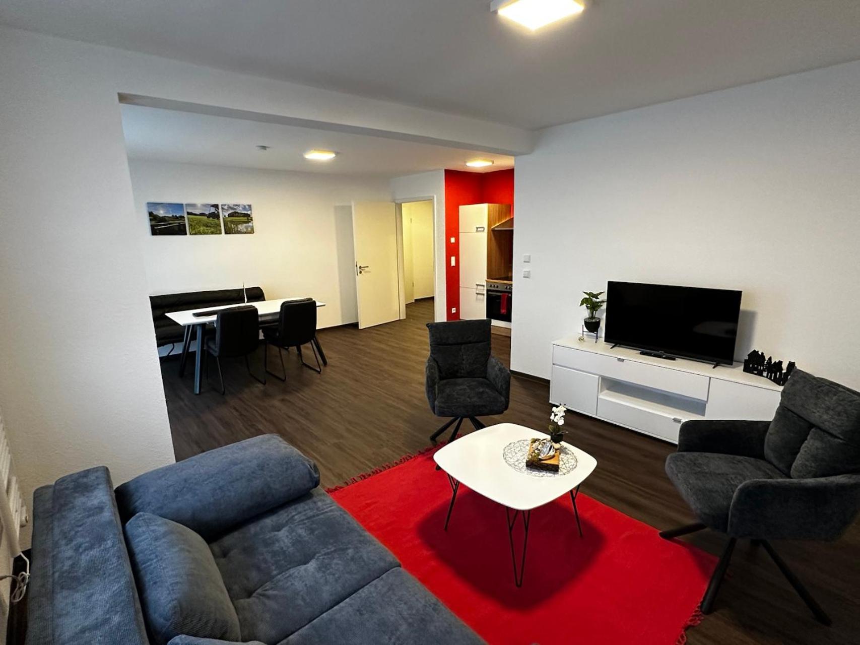 Apartment with Balcony photo 1