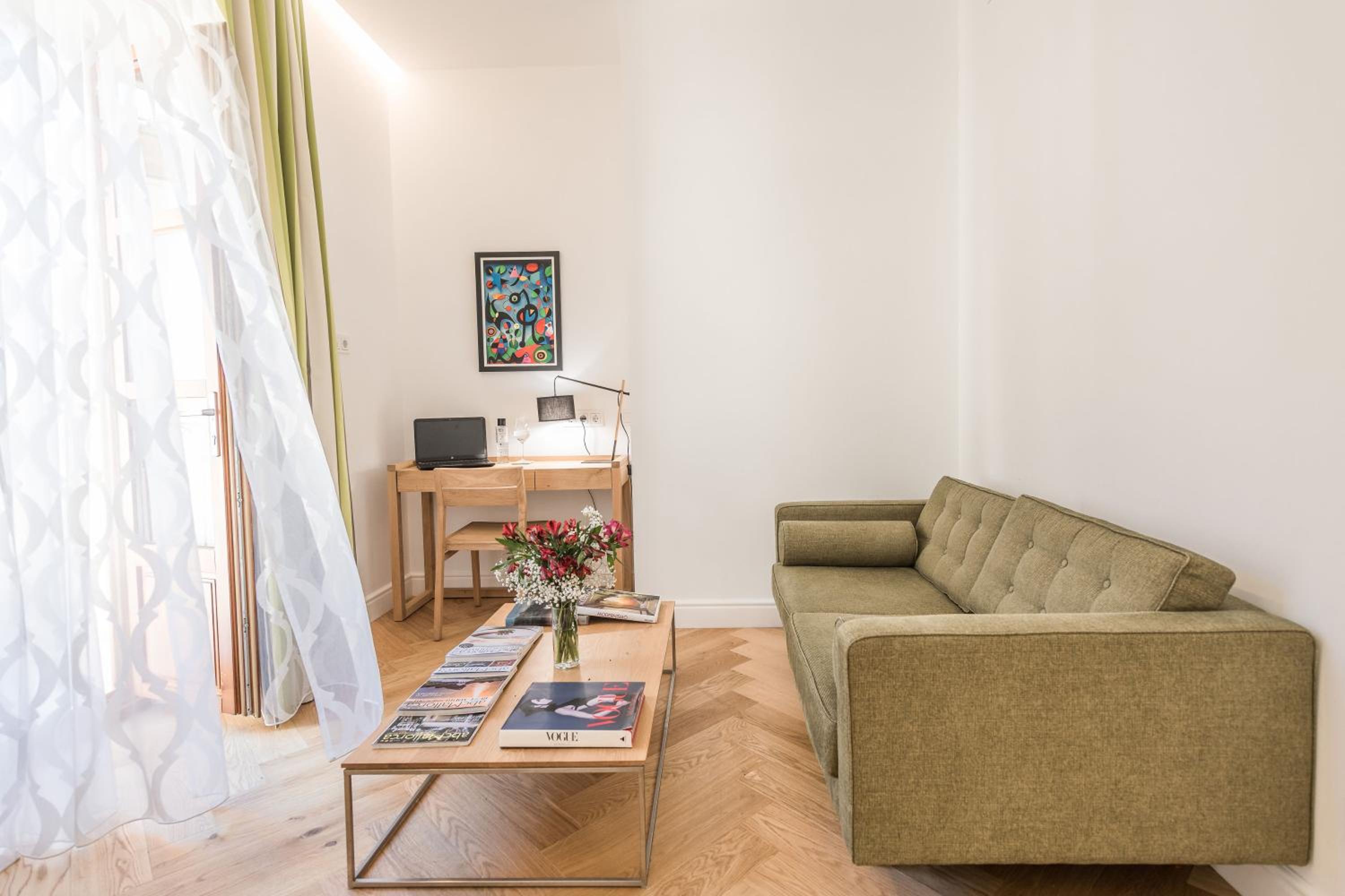 Suite - Frare