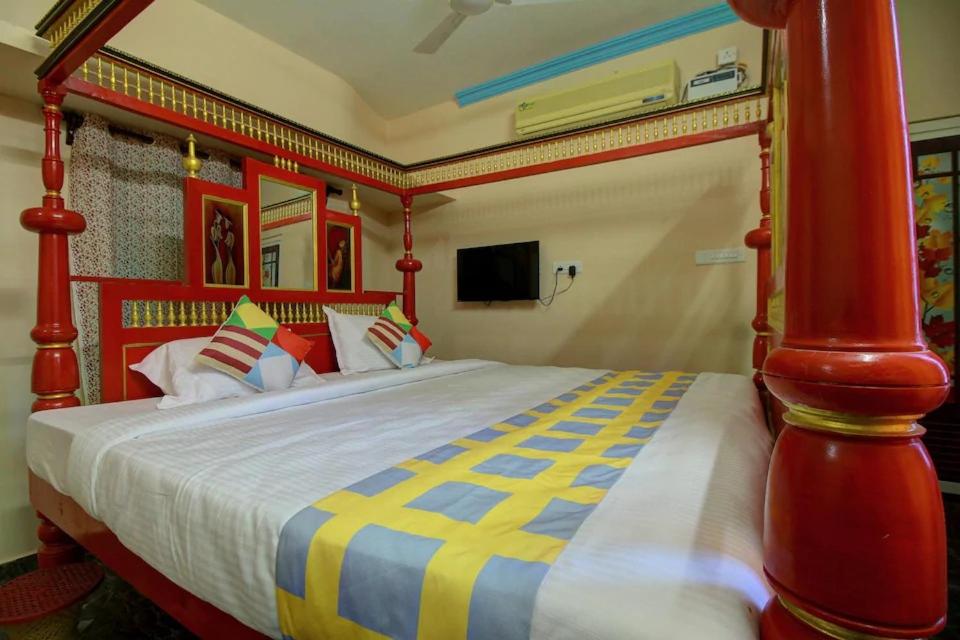 King Room with Balcony