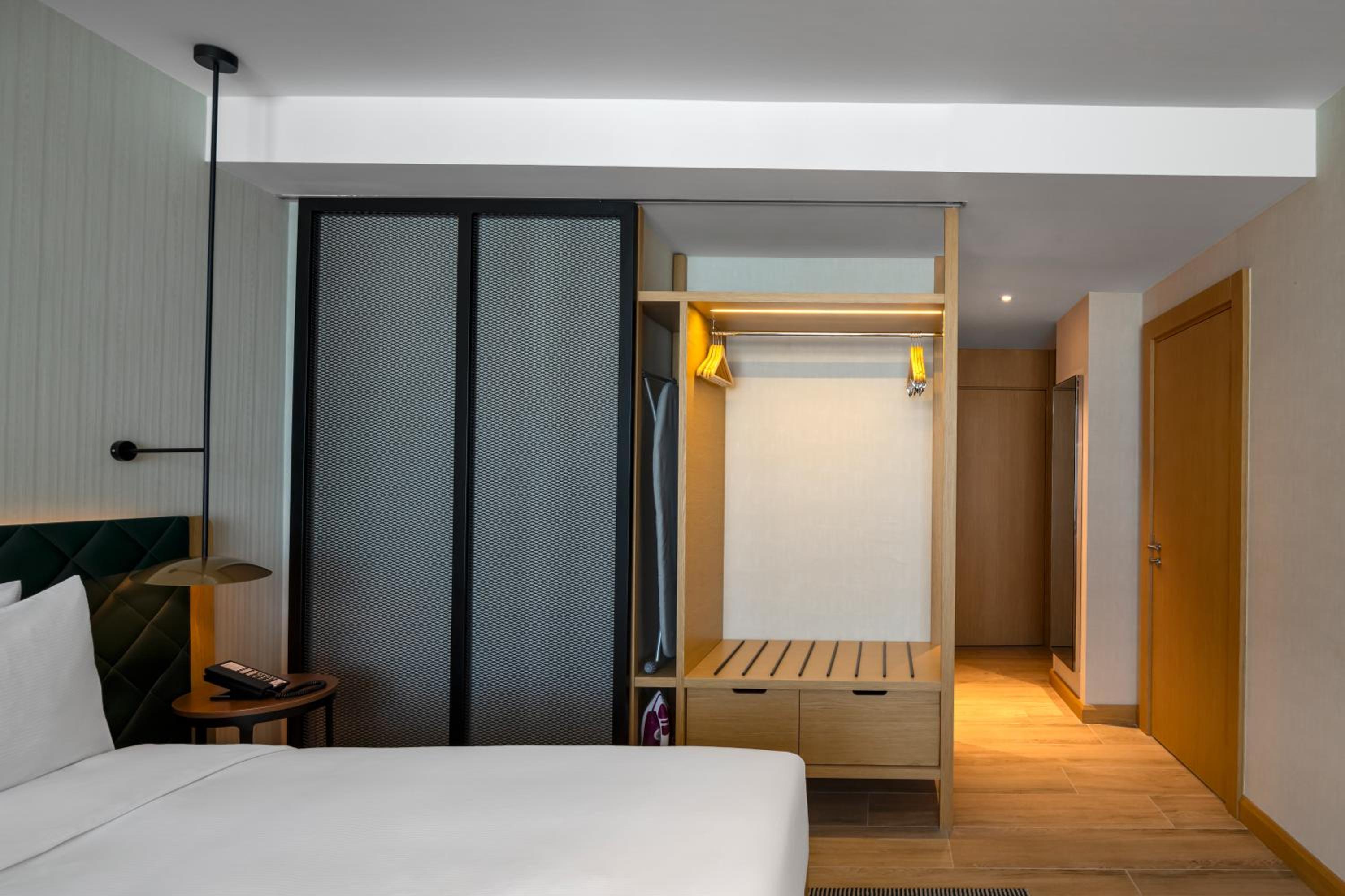 King Room - Mobility Accessible