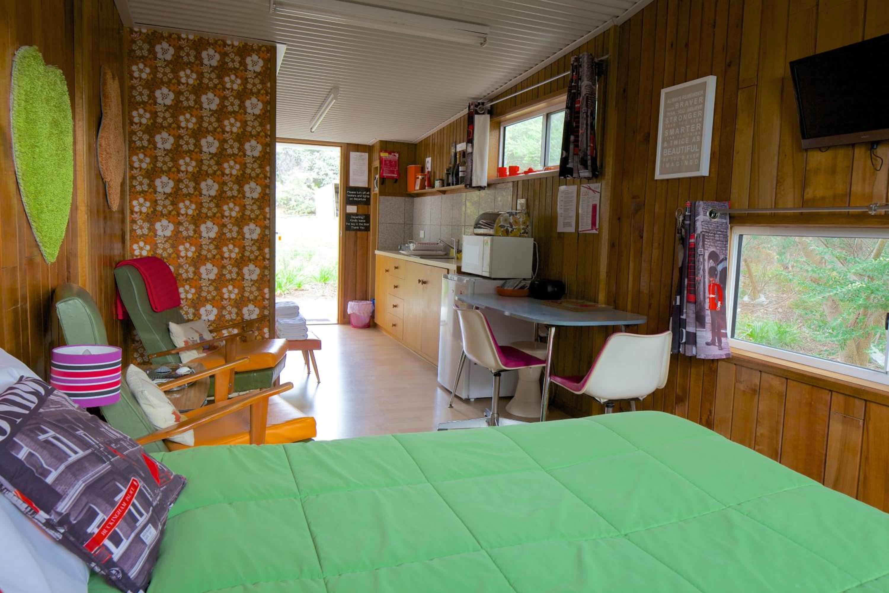 Budget One-Bedroom Cottage photo 3