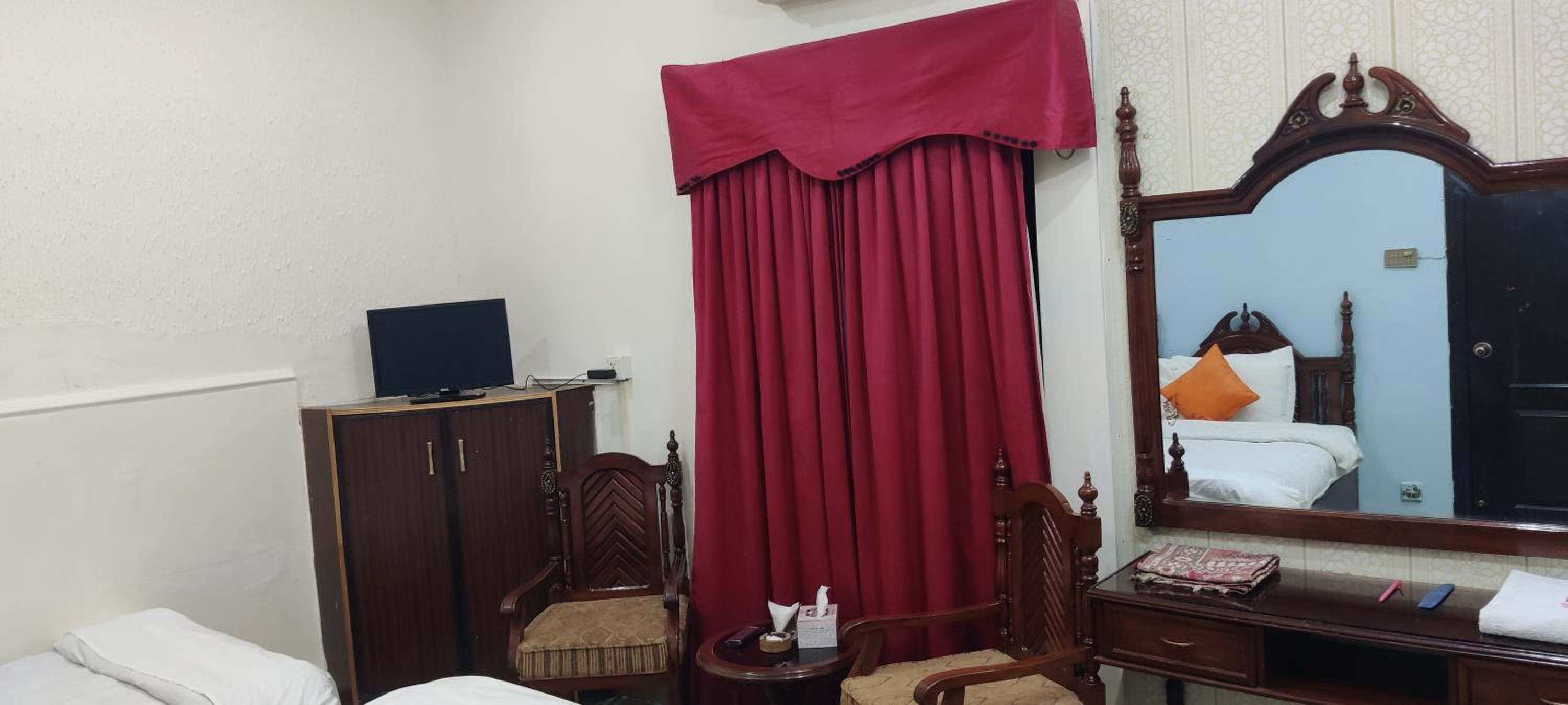 Deluxe Twin Room photo 2