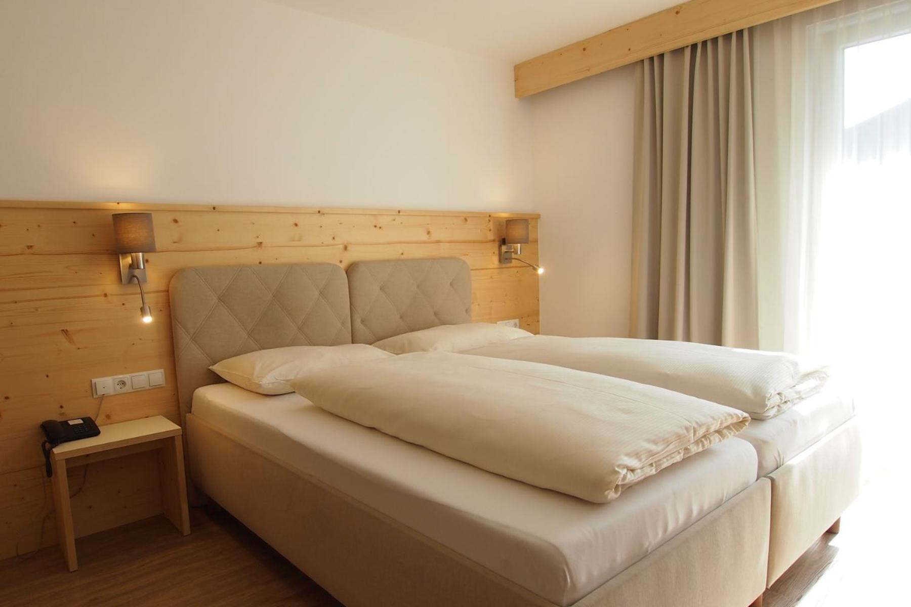 Double Room with Balcony photo 3