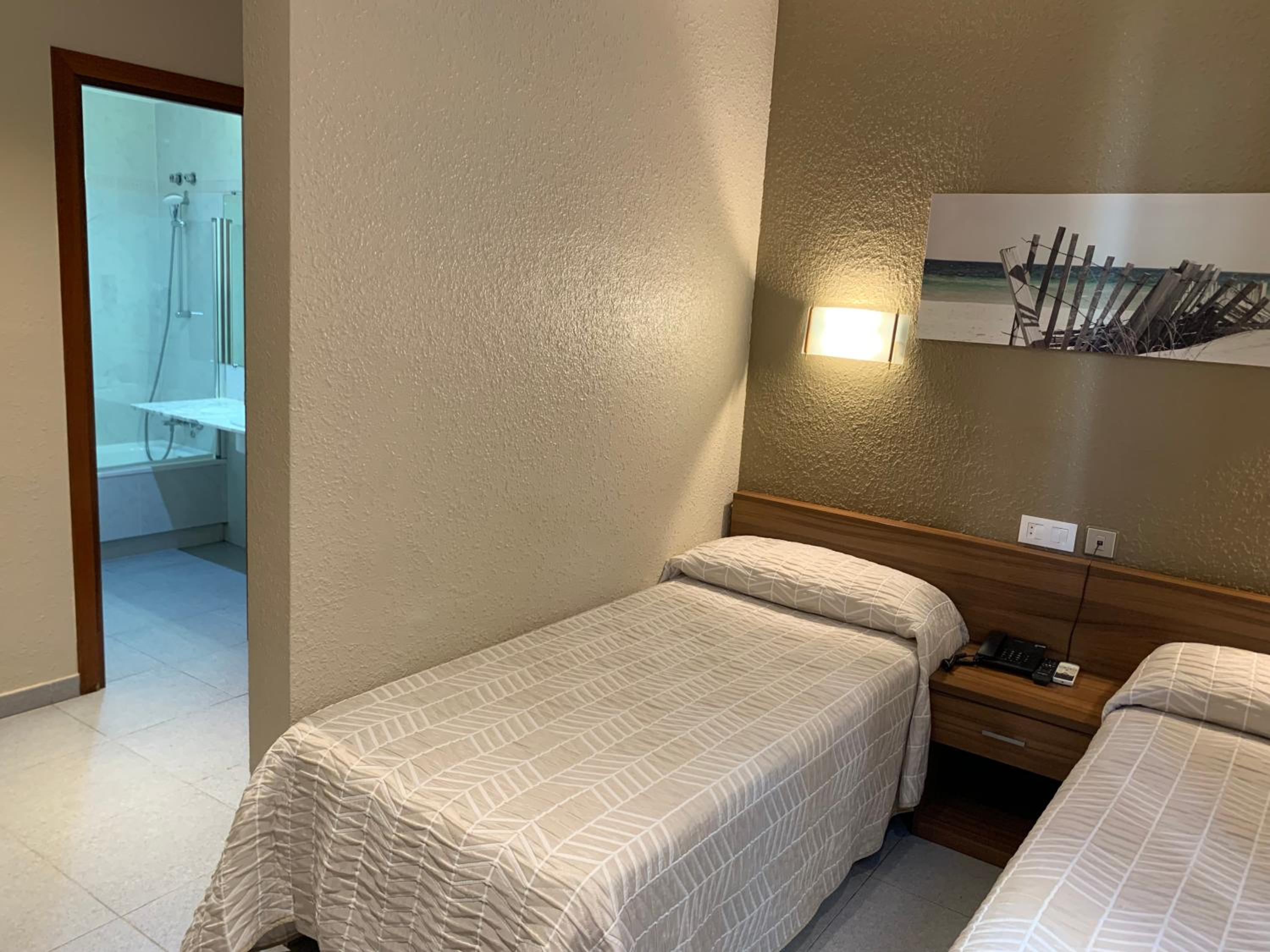 Twin Room photo 2