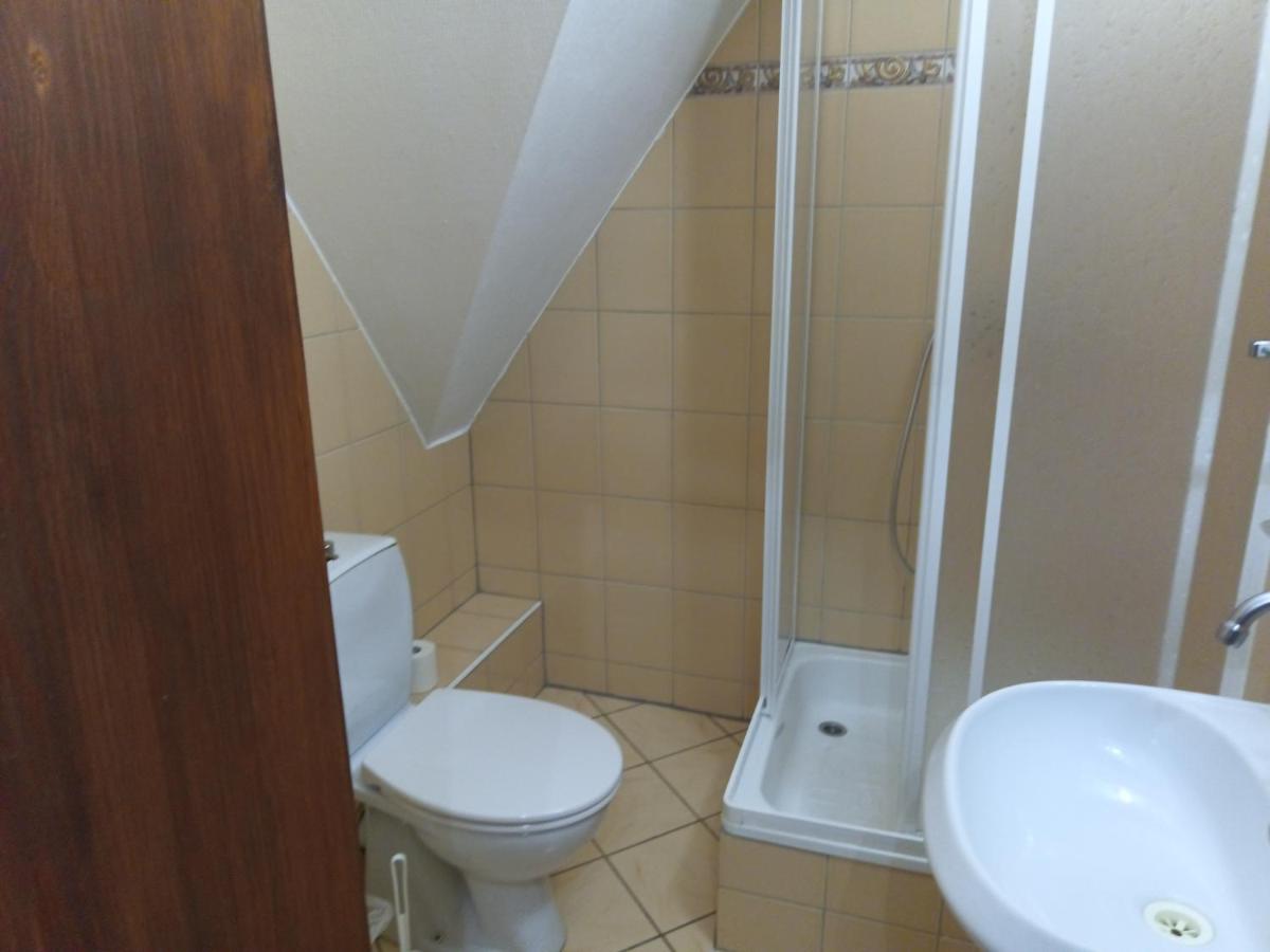Budget Single Room photo 3