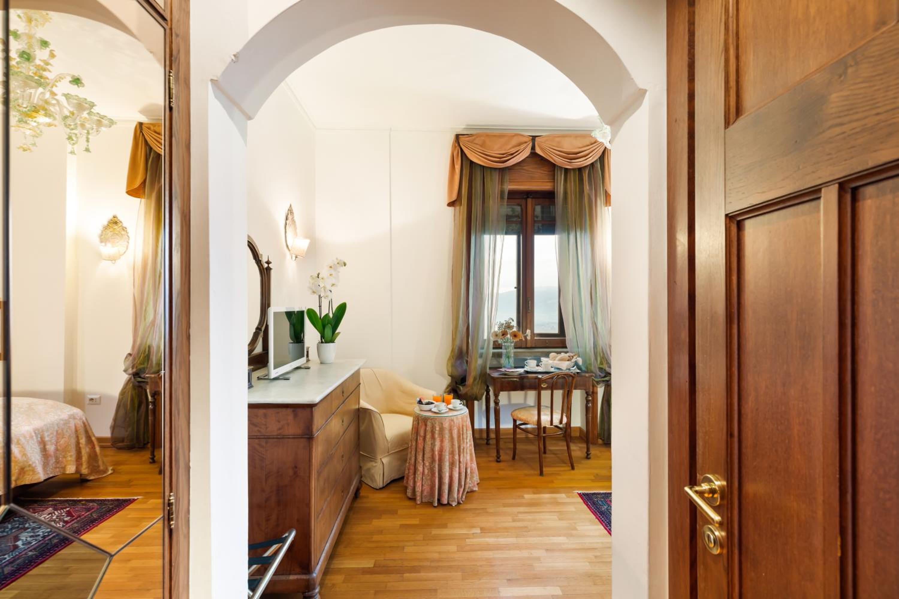 Superior Double Room - Photo 10
