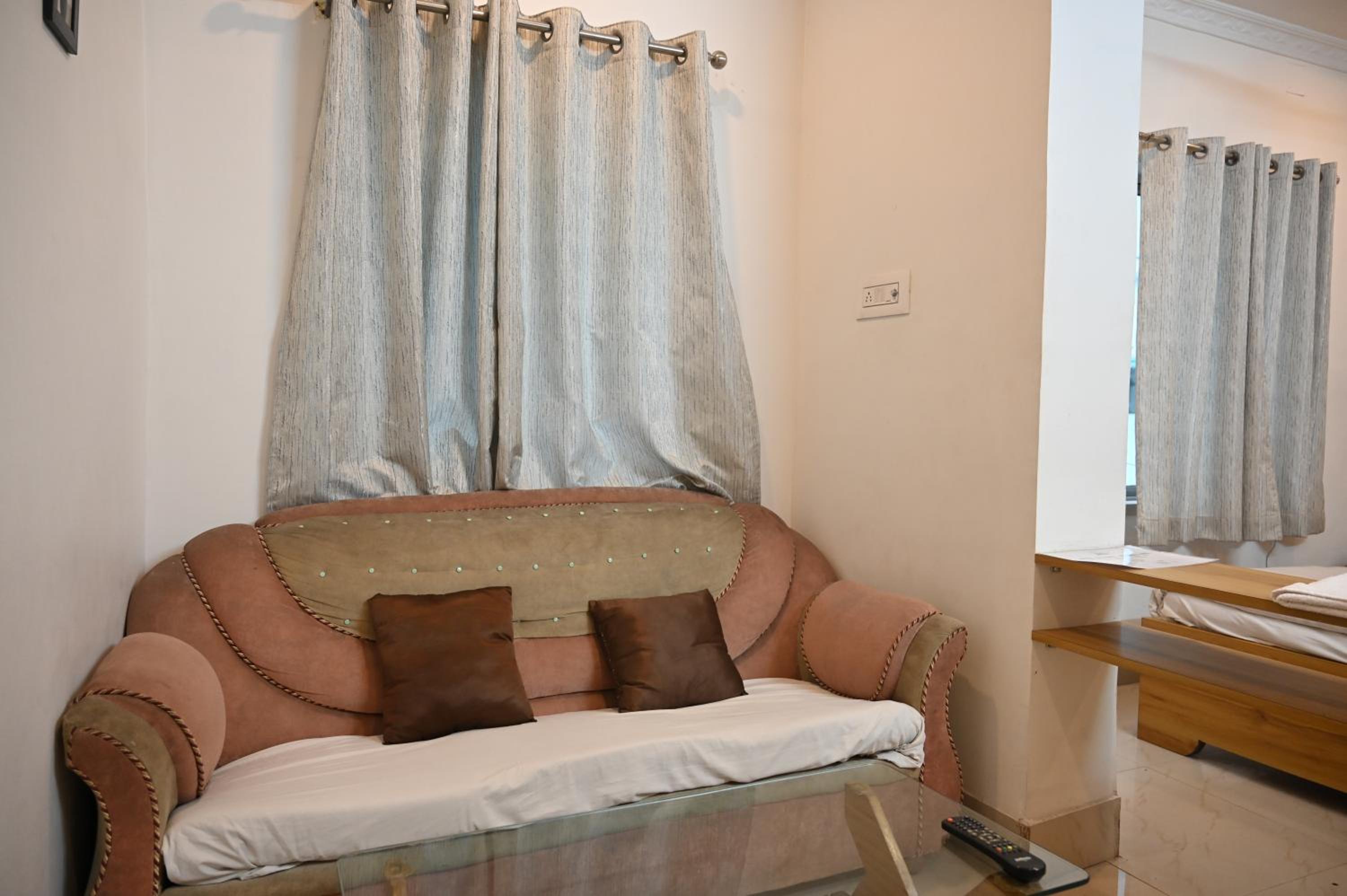Deluxe Double Room photo 3