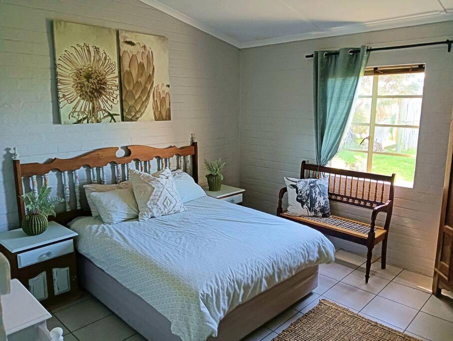 Three-Bedroom House photo 1