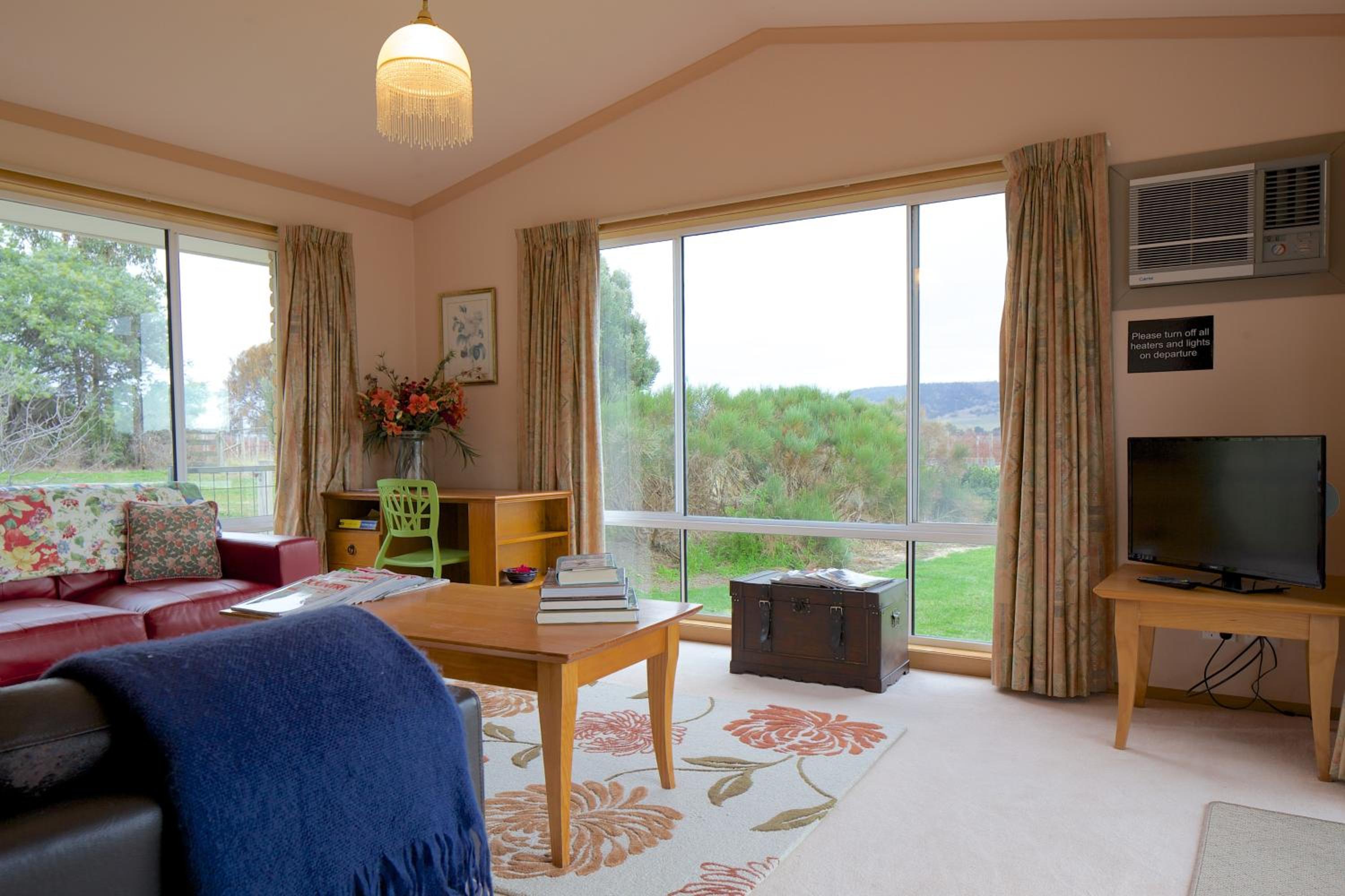 One-Bedroom Villa photo 1