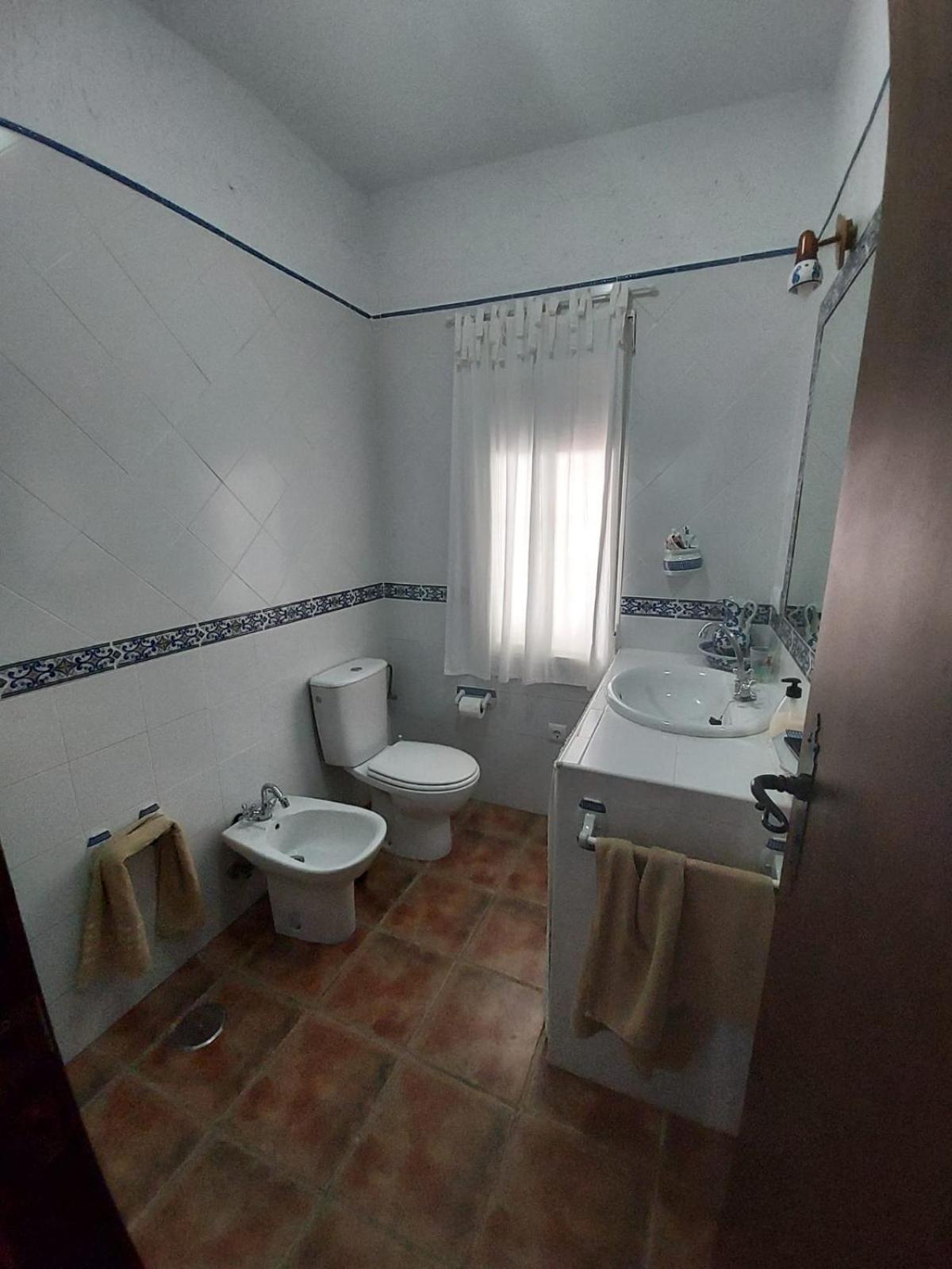 Three-Bedroom House photo 3