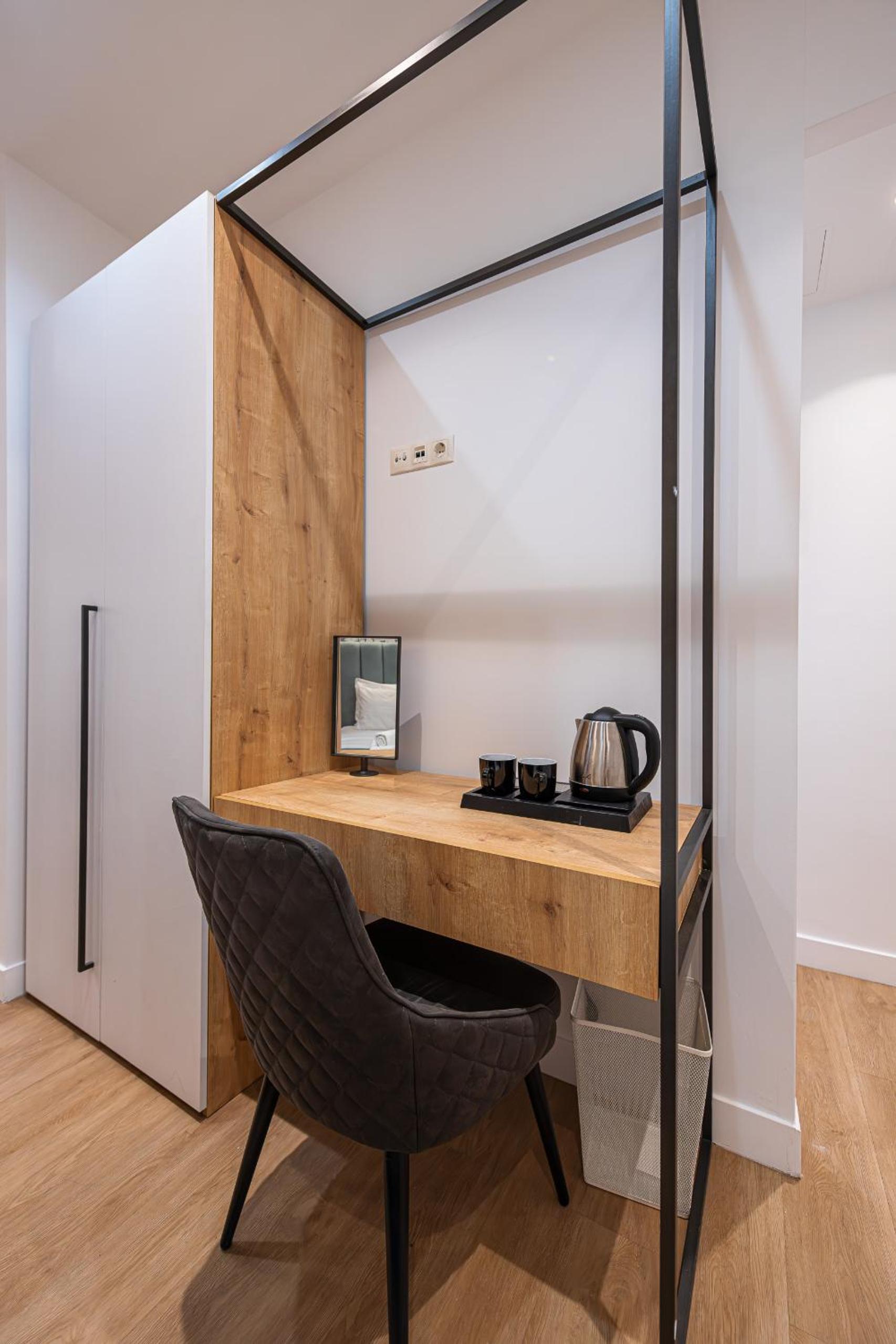 Triple Room with Balcony photo 3