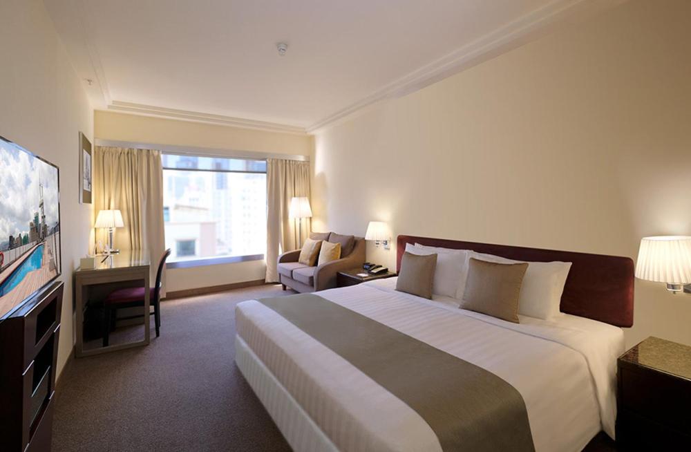 Superior King Room (Smoking) photo 3