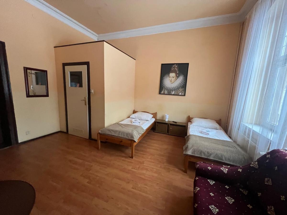 Large Double Room photo 3