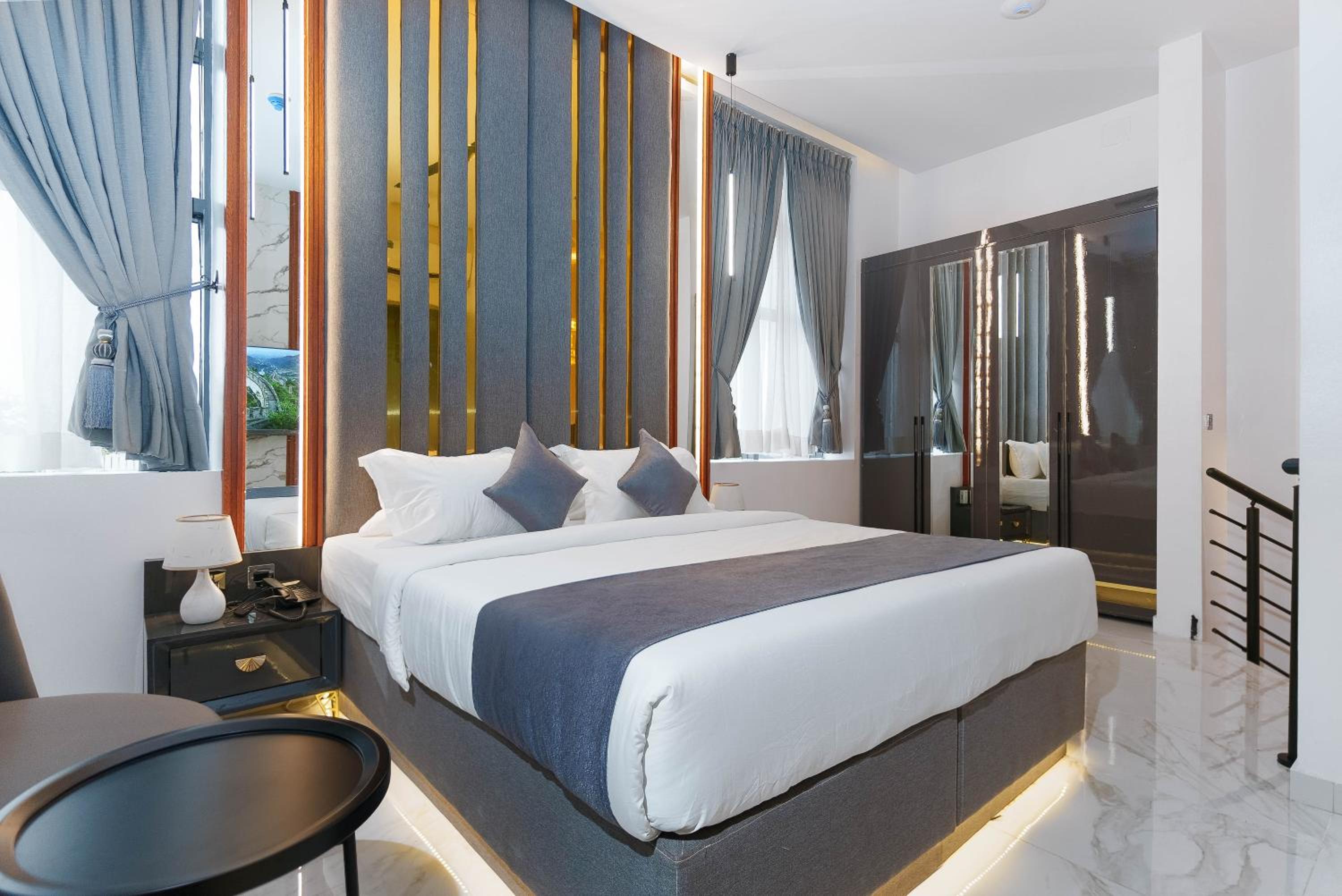 Presidential Suite