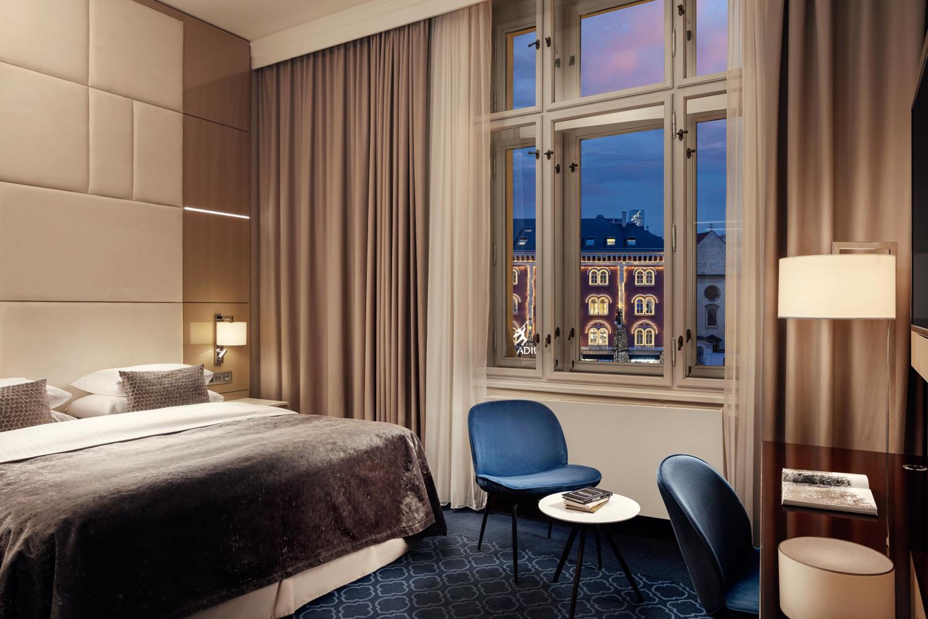 Executive Double or Twin Room with Lounge and Spa Access photo 1