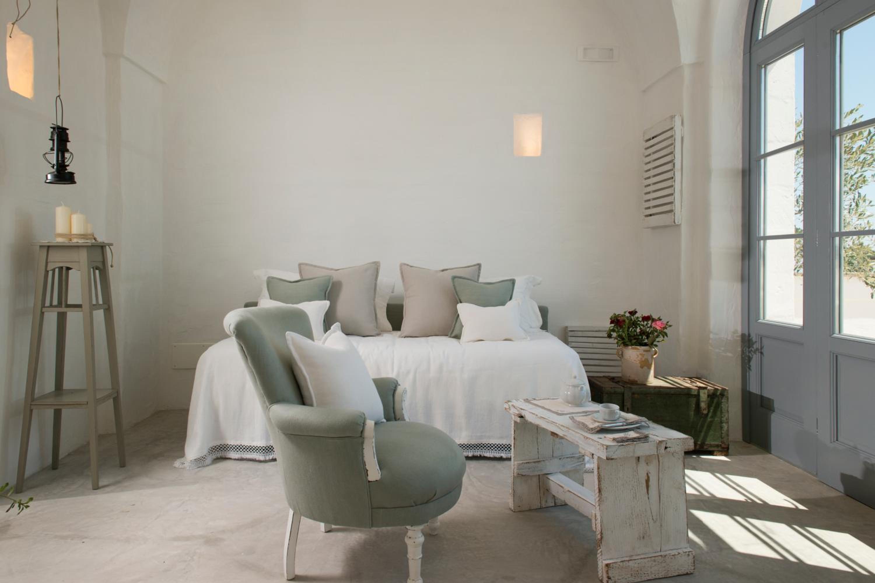 Junior Suite with Pool View photo 2