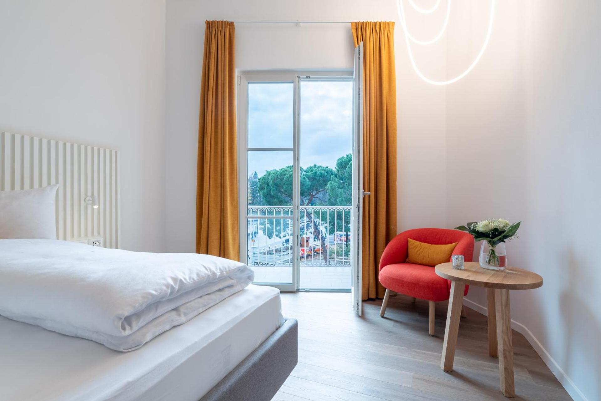 Suite with Balcony photo 1