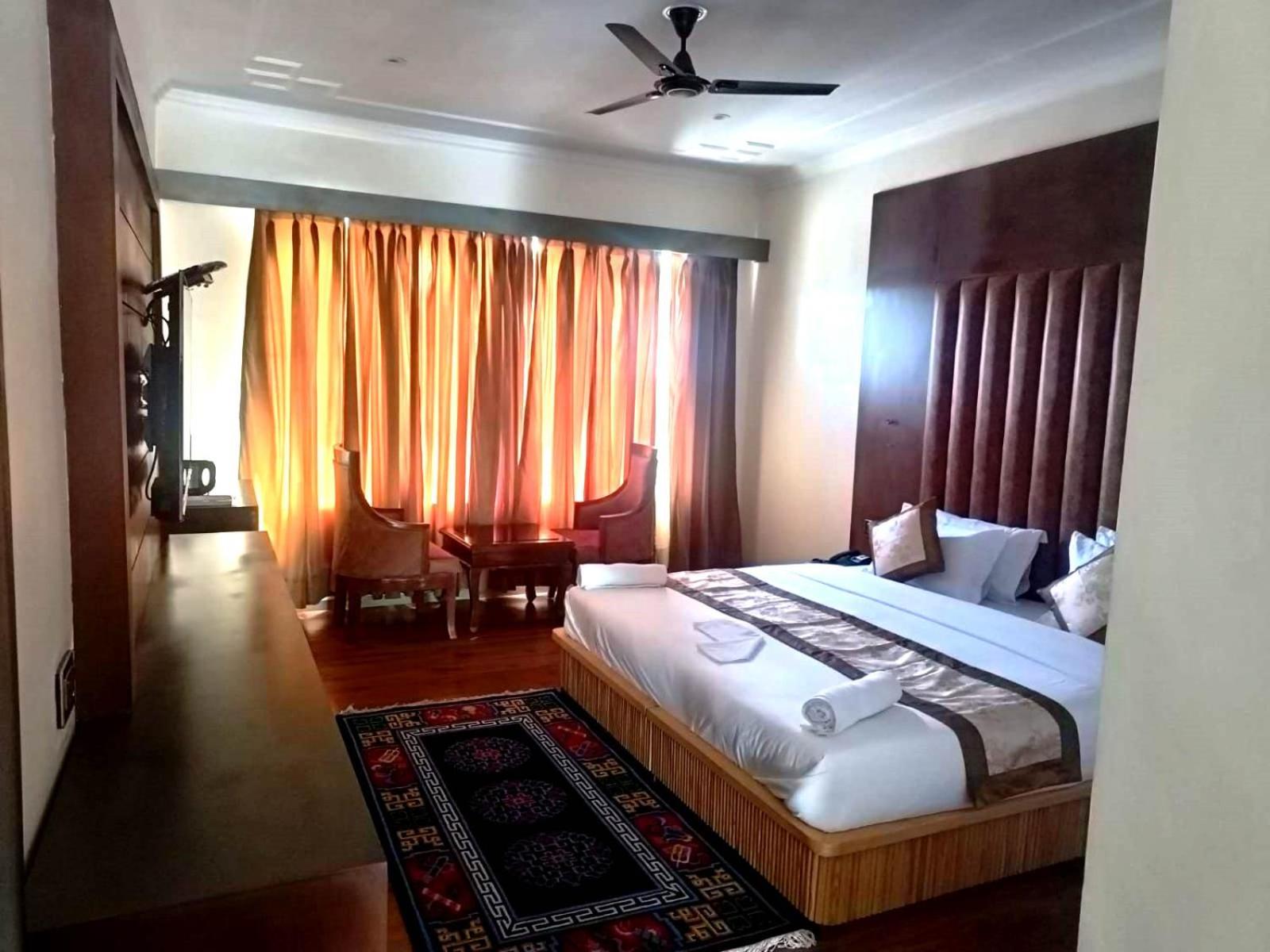 Deluxe Double Room - Photo 7