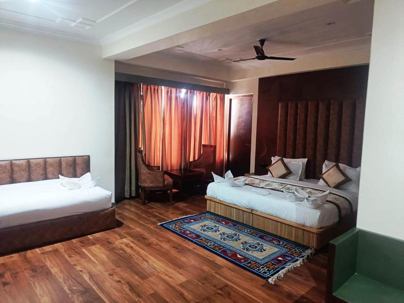 Deluxe Double Room - Photo 9