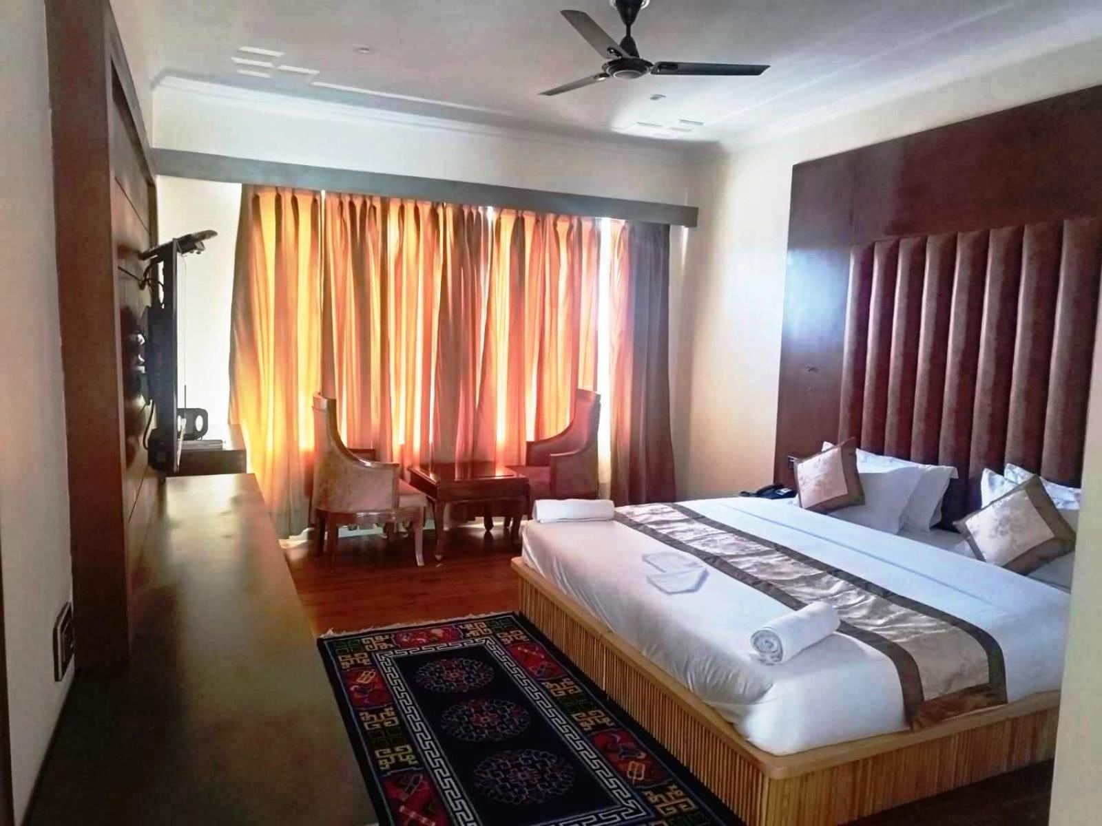 Deluxe Double Room - Photo 1