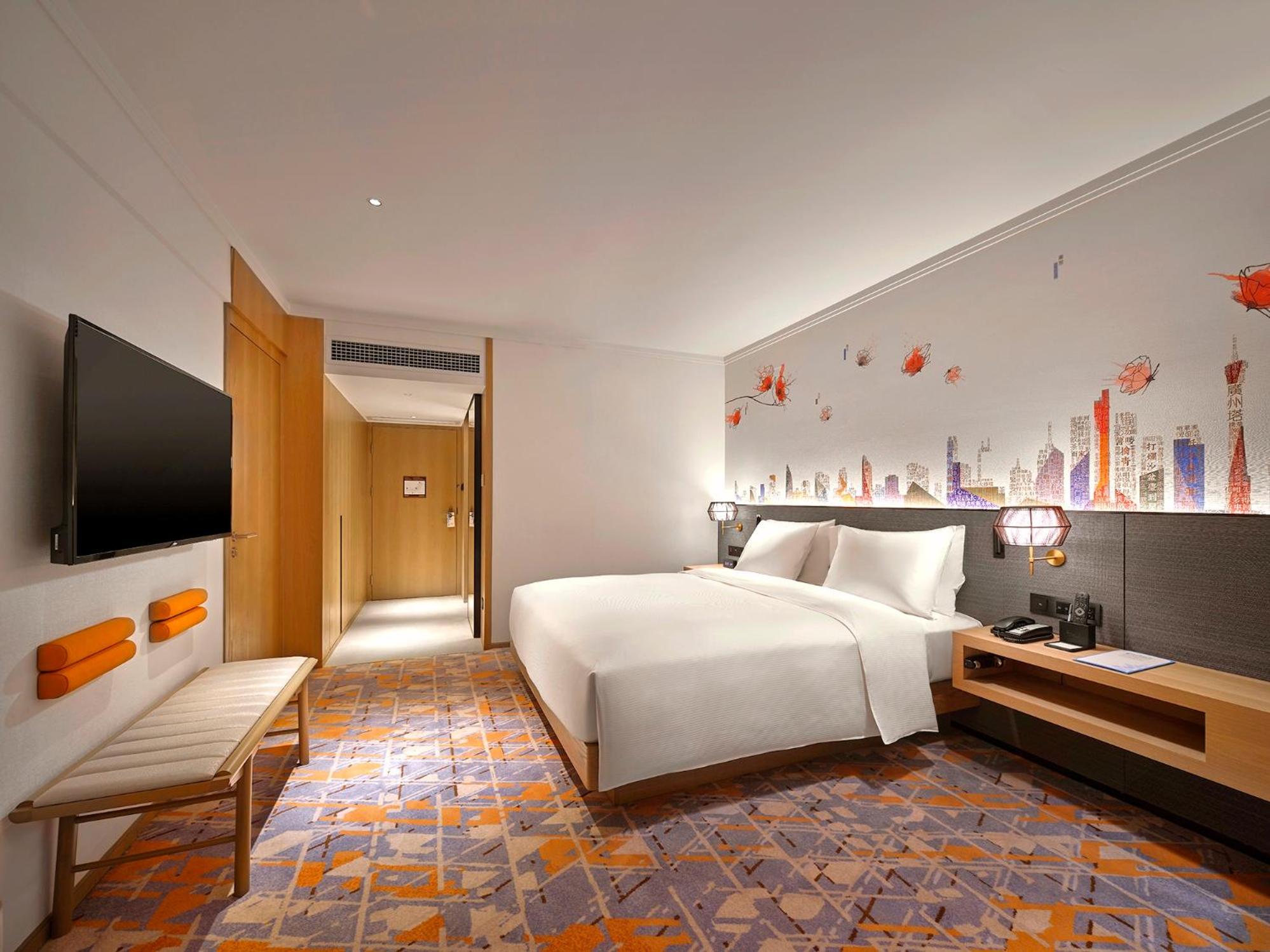 King Room - Mobility Accessible  photo 3